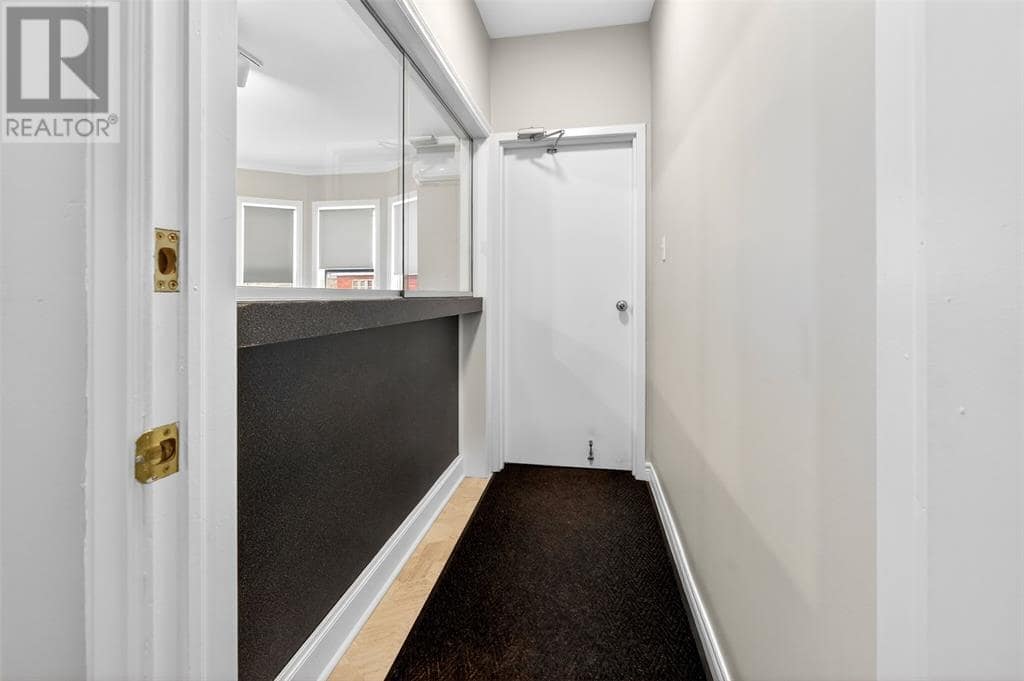 288 Lemarchant Road, photo 7 of 27