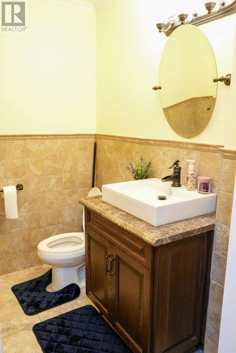 114 Ricketts Road, photo 12 of 34