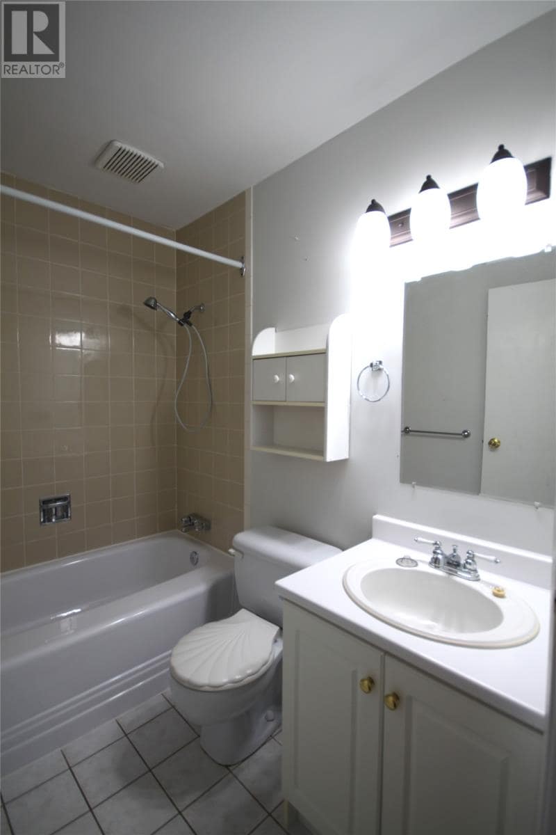 58 Pasadena Crescent Unit#307, photo 9 of 10