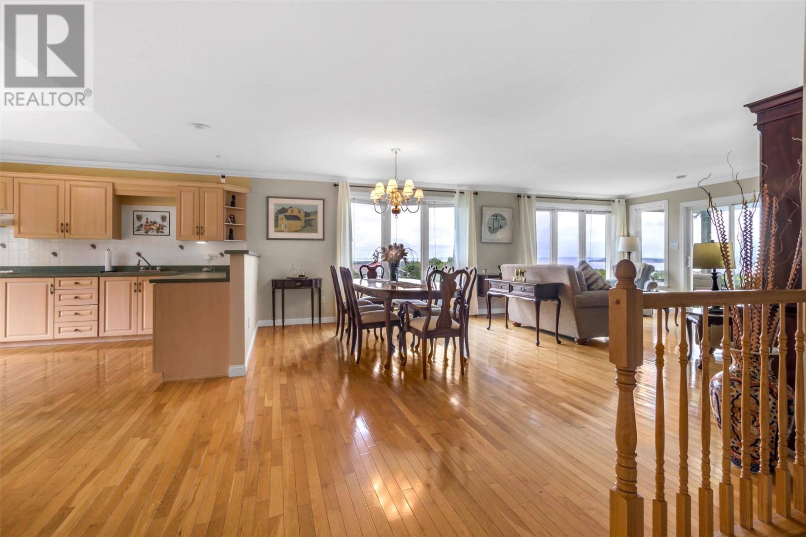 26 Spruce Hill Place, photo 8 of 38
