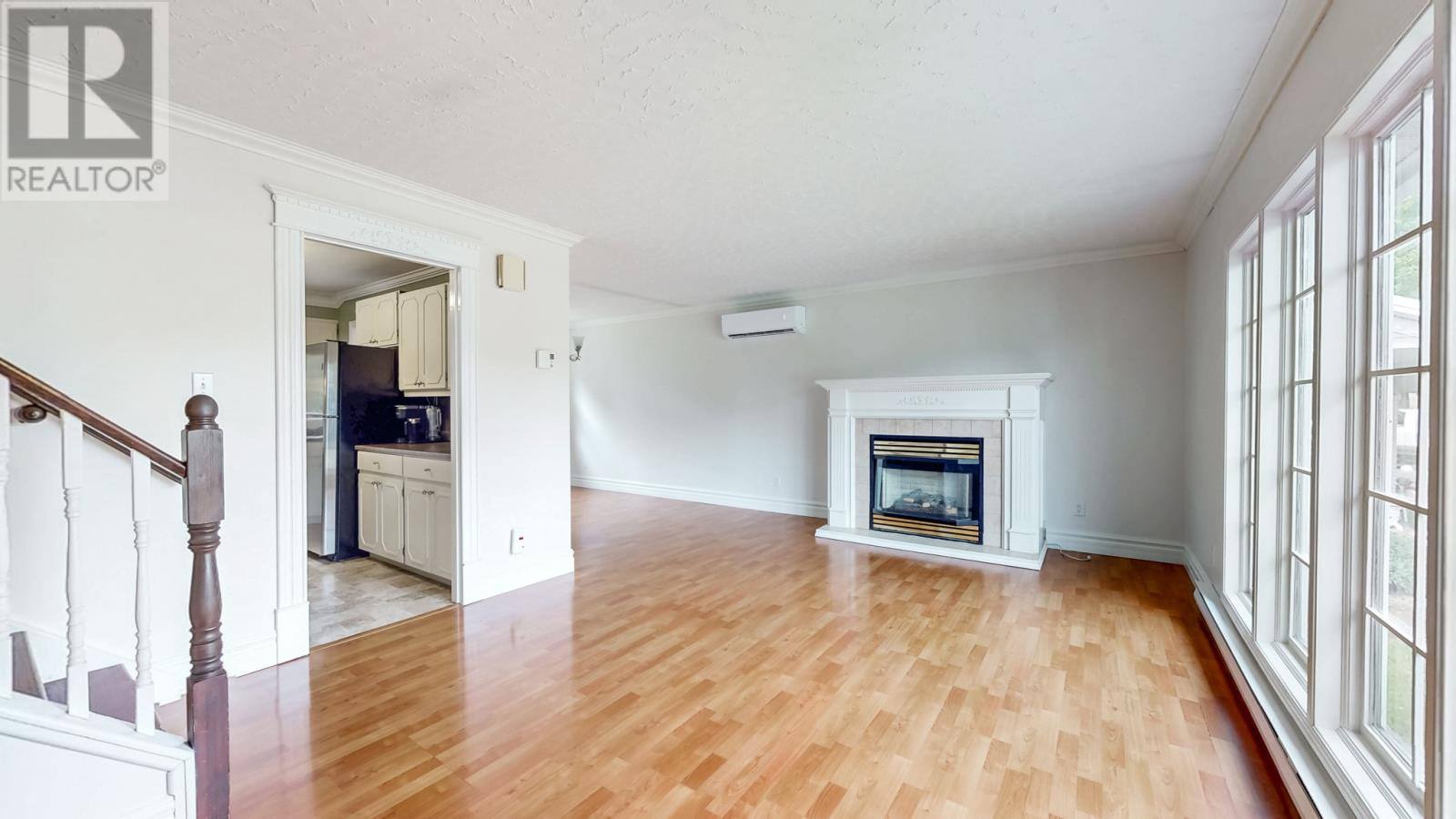 23 Cambridge Avenue, photo 12 of 46