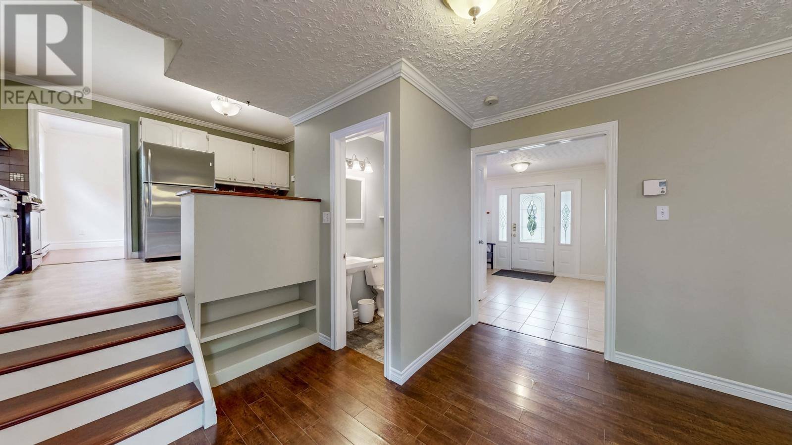 23 Cambridge Avenue, photo 22 of 46