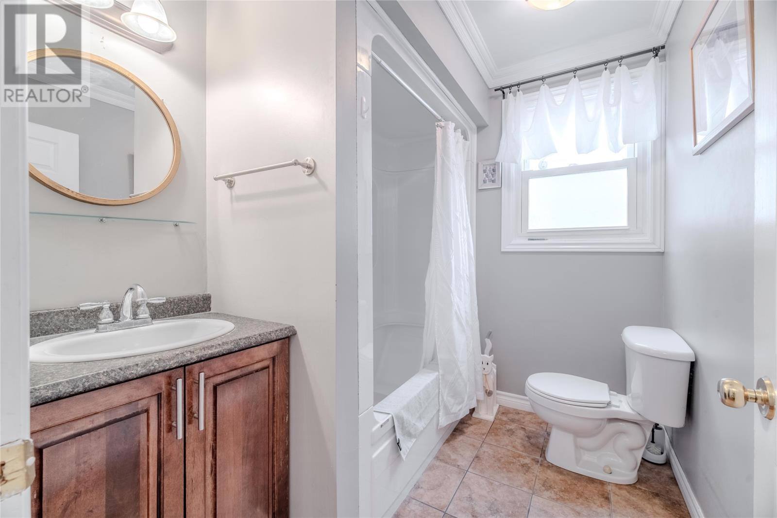 36 St Andrews Avenue, photo 15 of 28