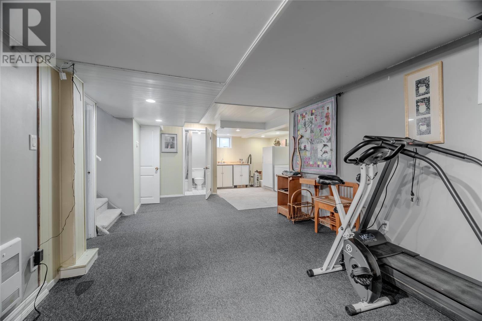 36 St Andrews Avenue, photo 17 of 28