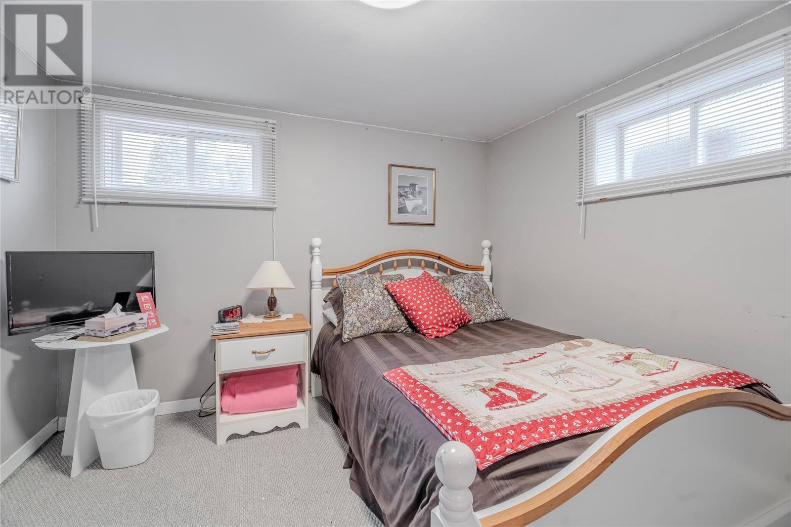 36 St Andrews Avenue, photo 18 of 28