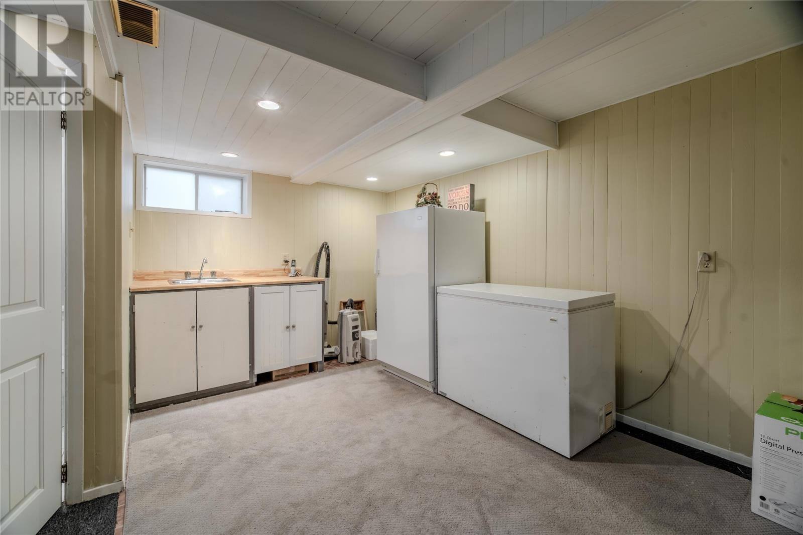 36 St Andrews Avenue, photo 20 of 28