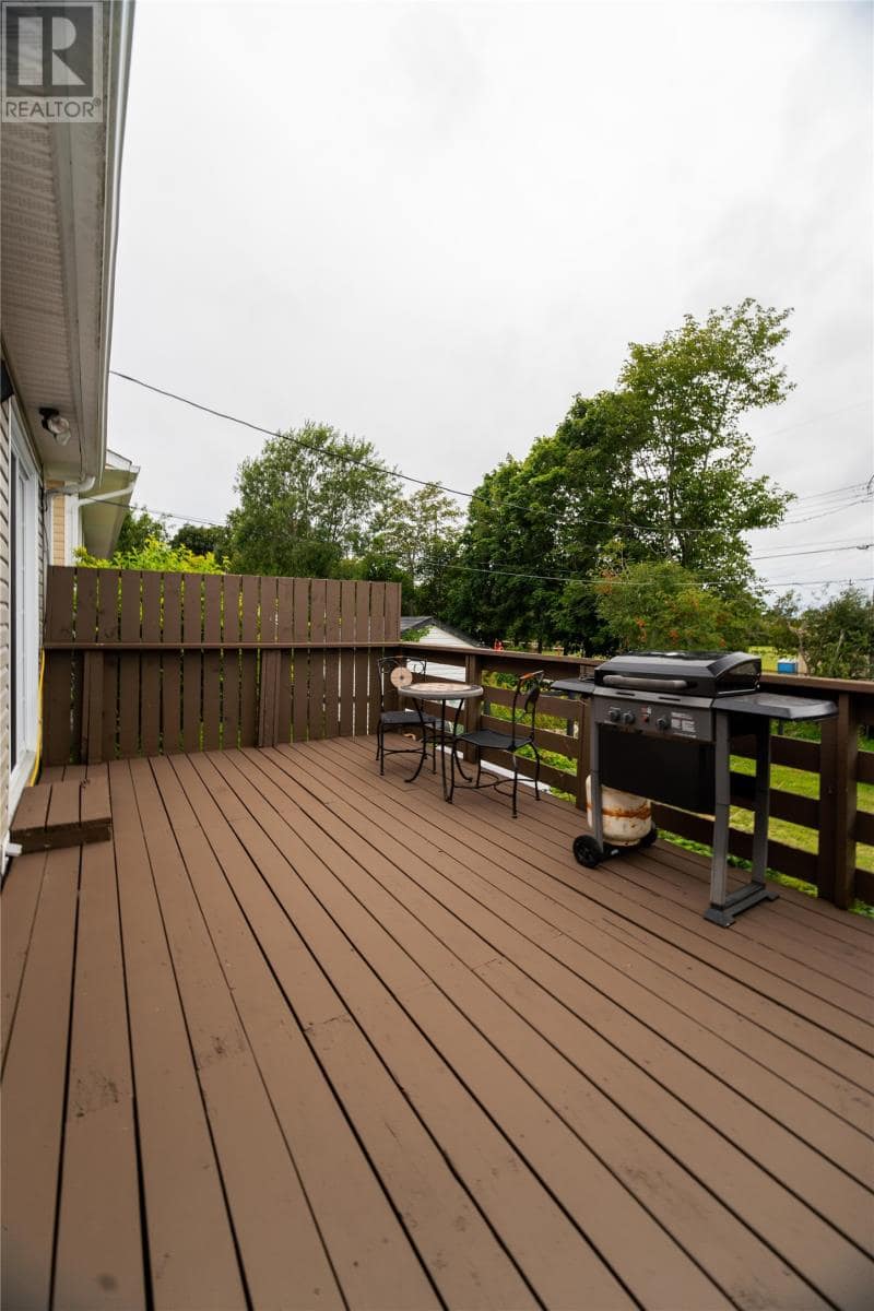 36 St Andrews Avenue, photo 23 of 28
