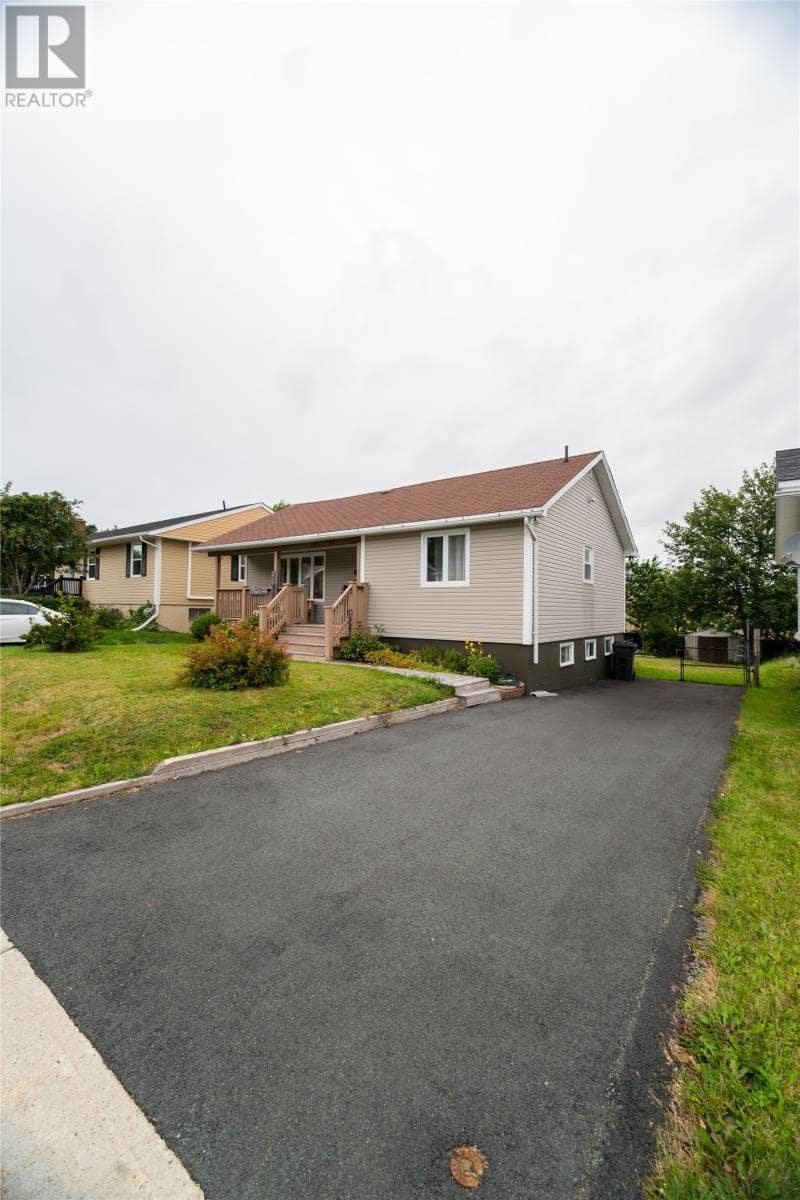 36 St Andrews Avenue, photo 5 of 28