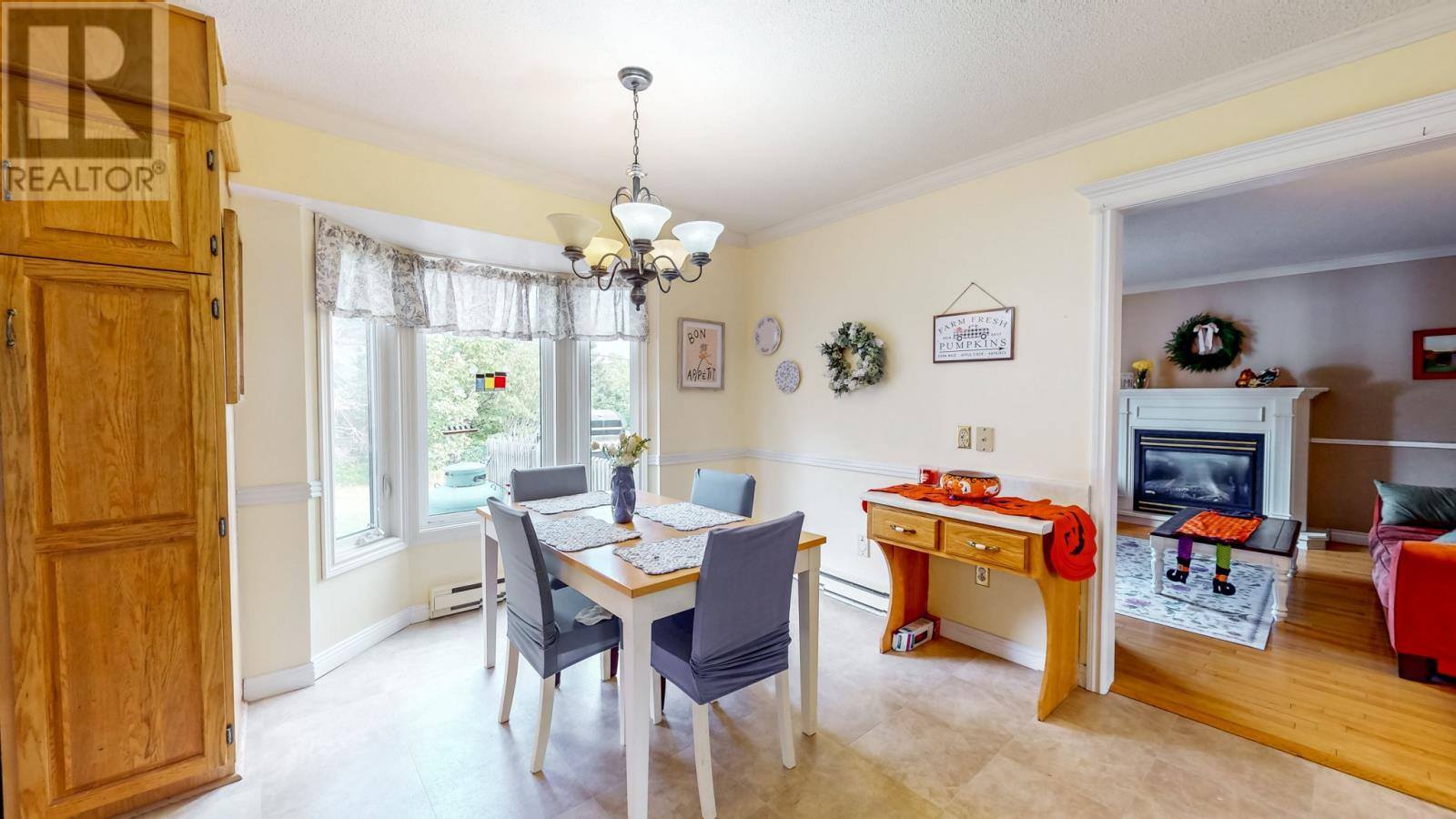 32 Halley Drive, photo 13 of 46