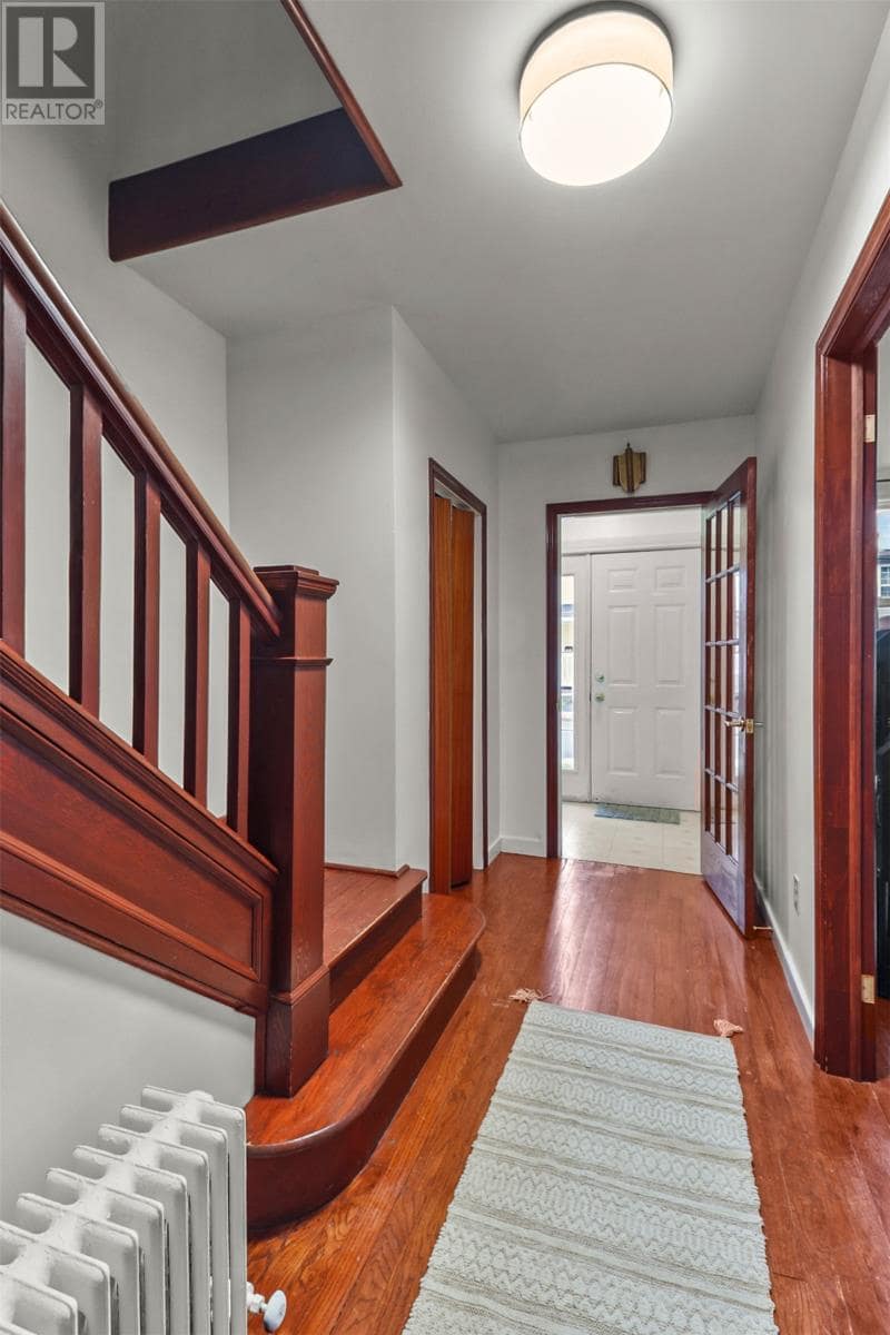 39 Morris Avenue, photo 10 of 28