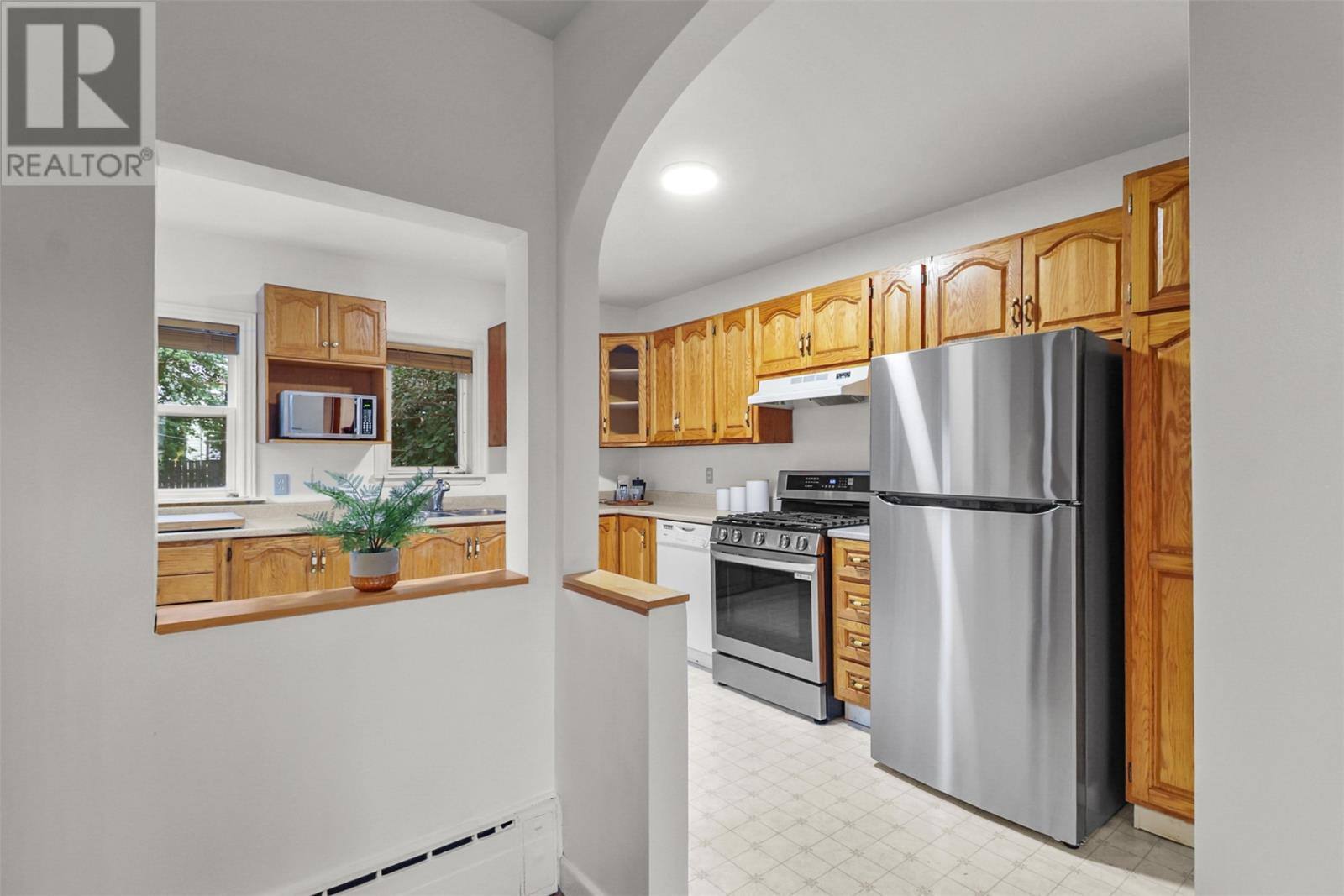 39 Morris Avenue, photo 15 of 28
