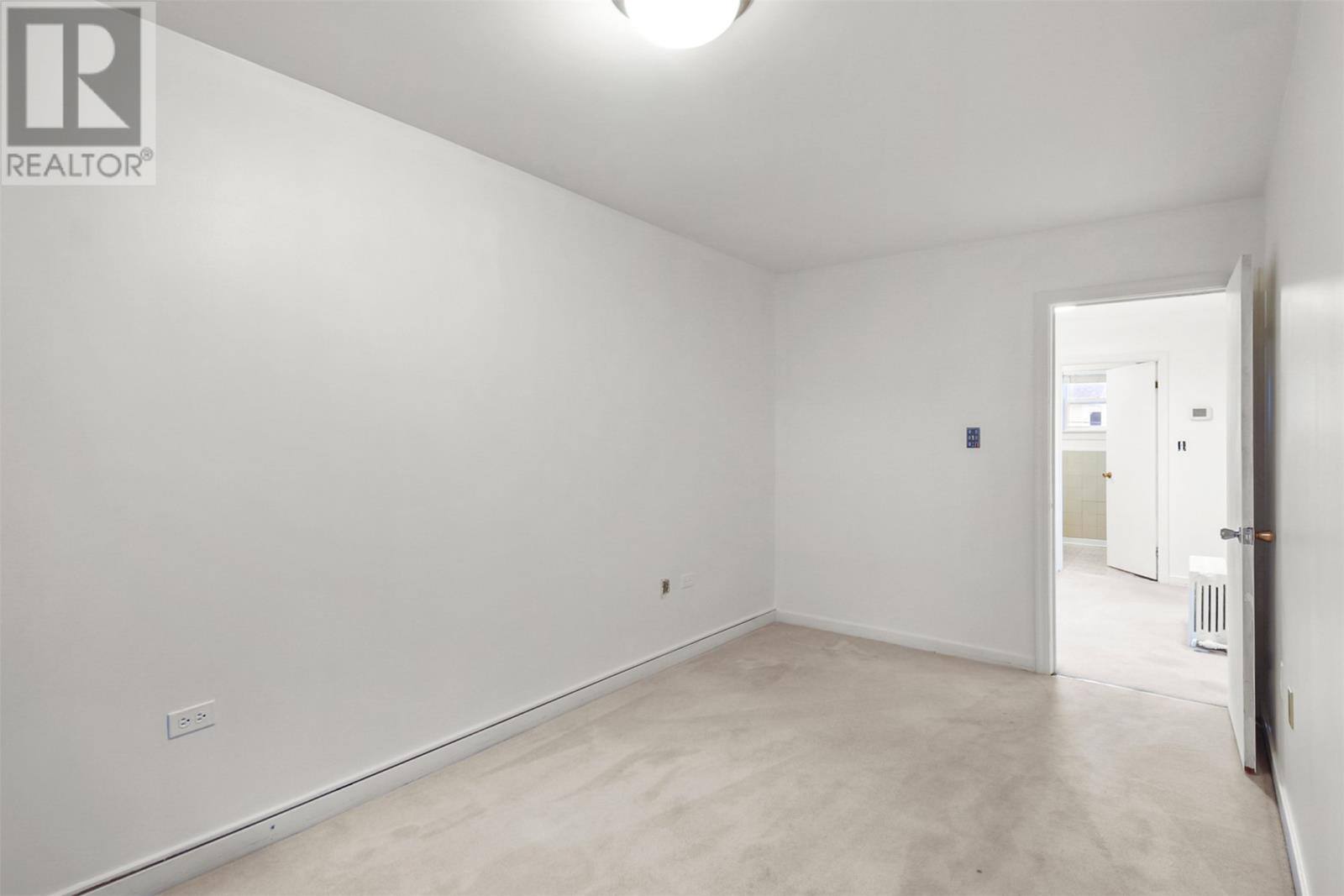 39 Morris Avenue, photo 25 of 28