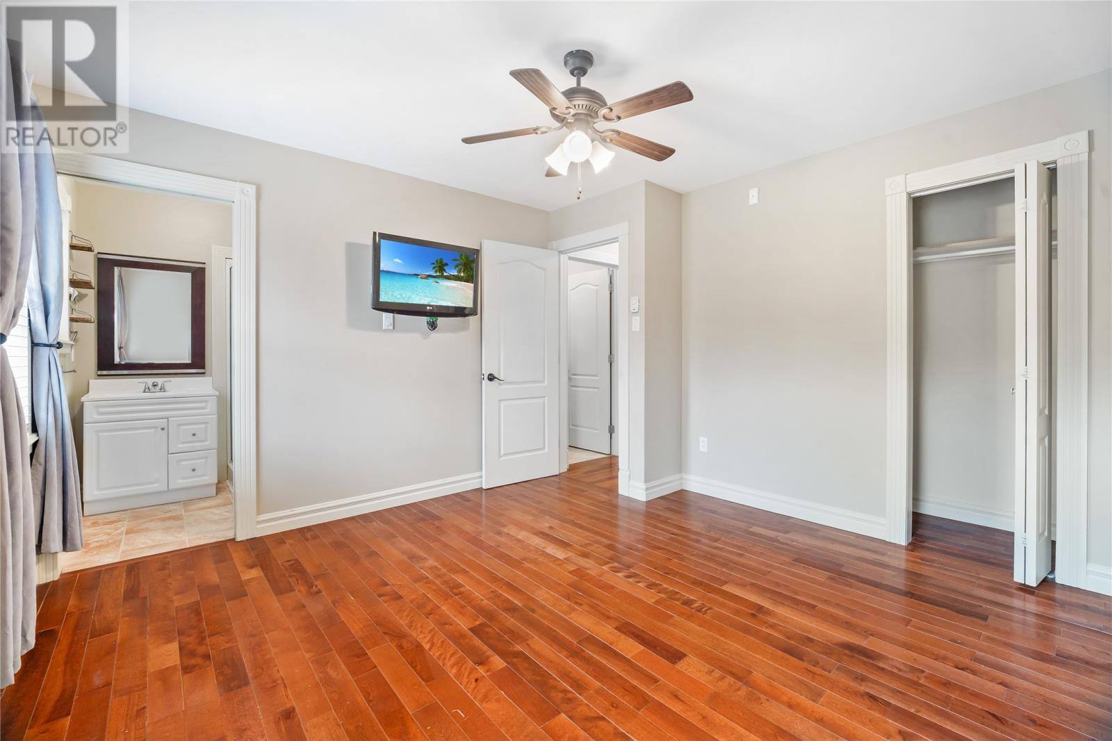 15 Hartland Avenue, photo 15 of 30