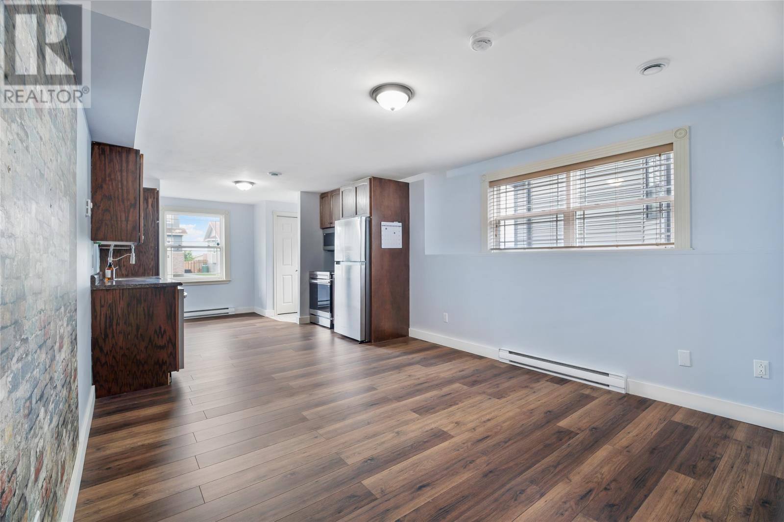 15 Hartland Avenue, photo 20 of 30