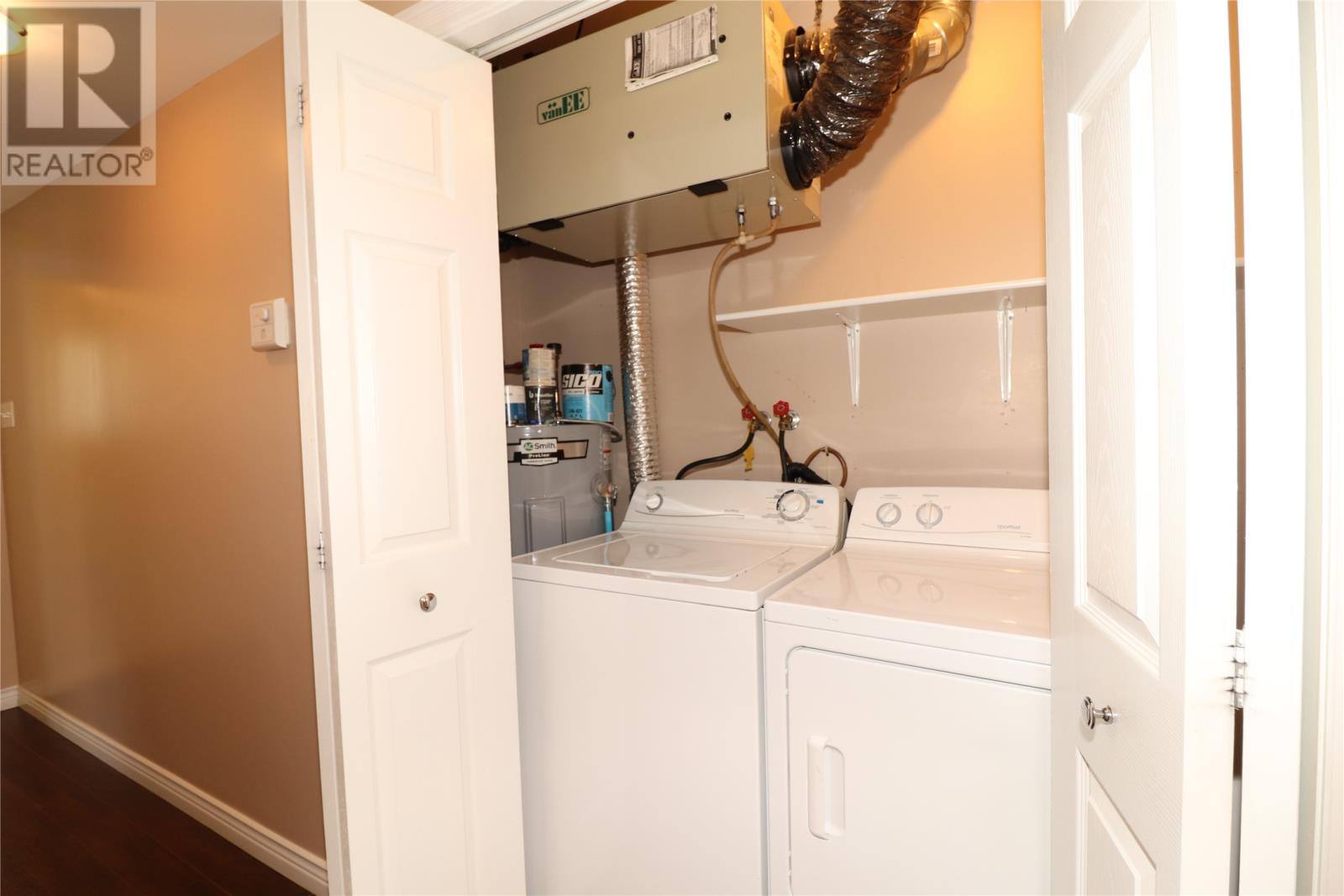 21 Palmerston Drive, photo 12 of 27