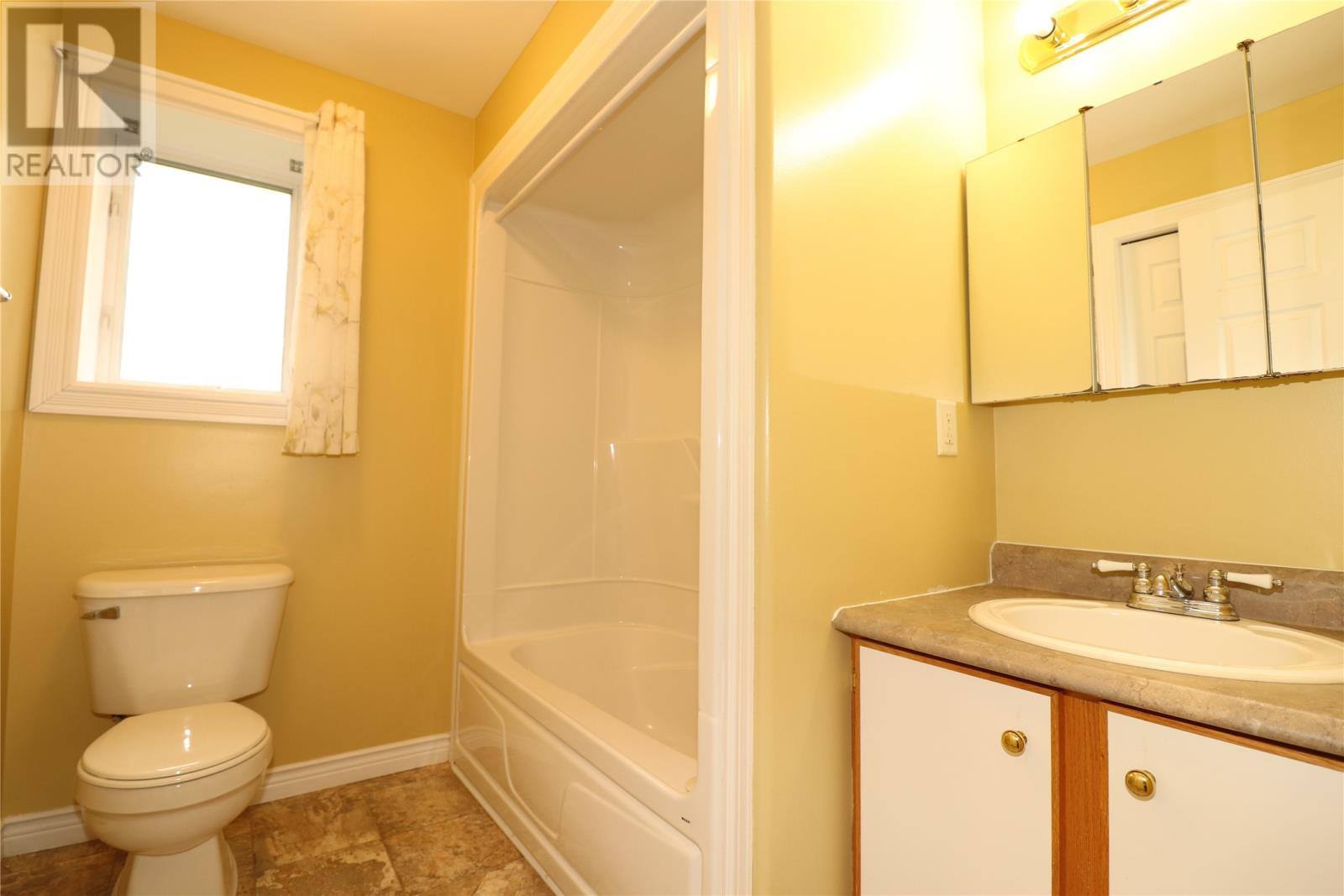 21 Palmerston Drive, photo 17 of 27