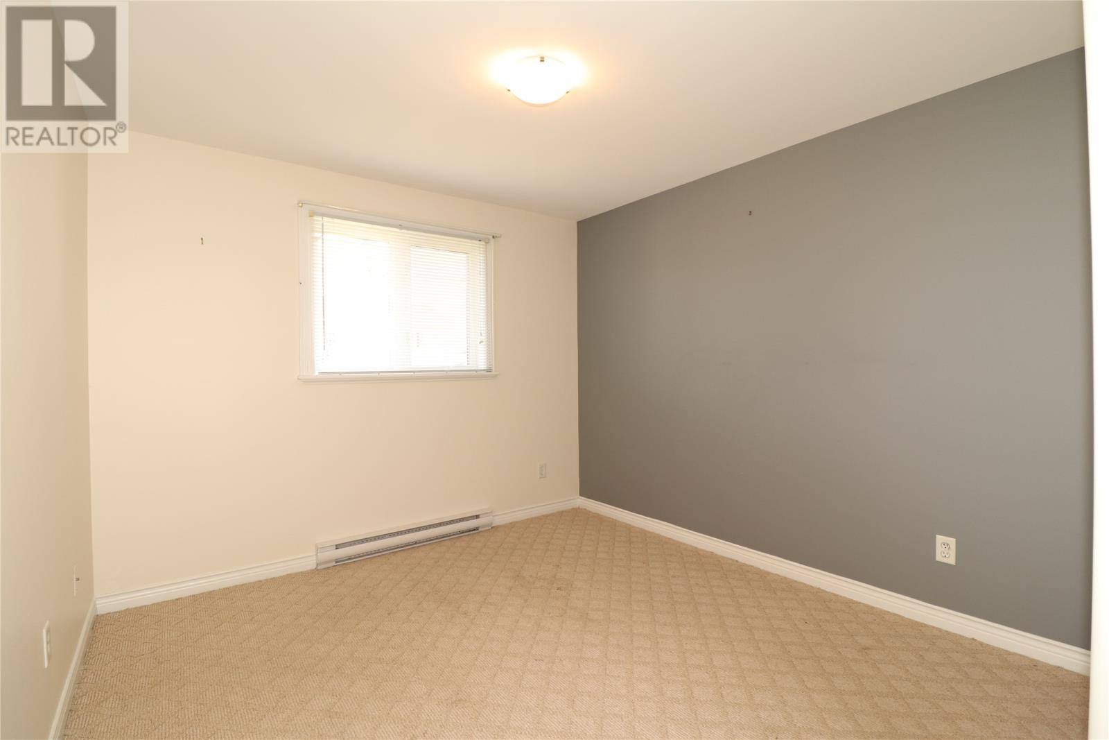 21 Palmerston Drive, photo 7 of 27