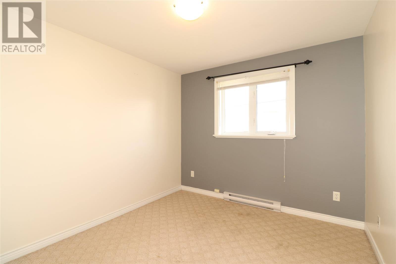 21 Palmerston Drive, photo 8 of 27