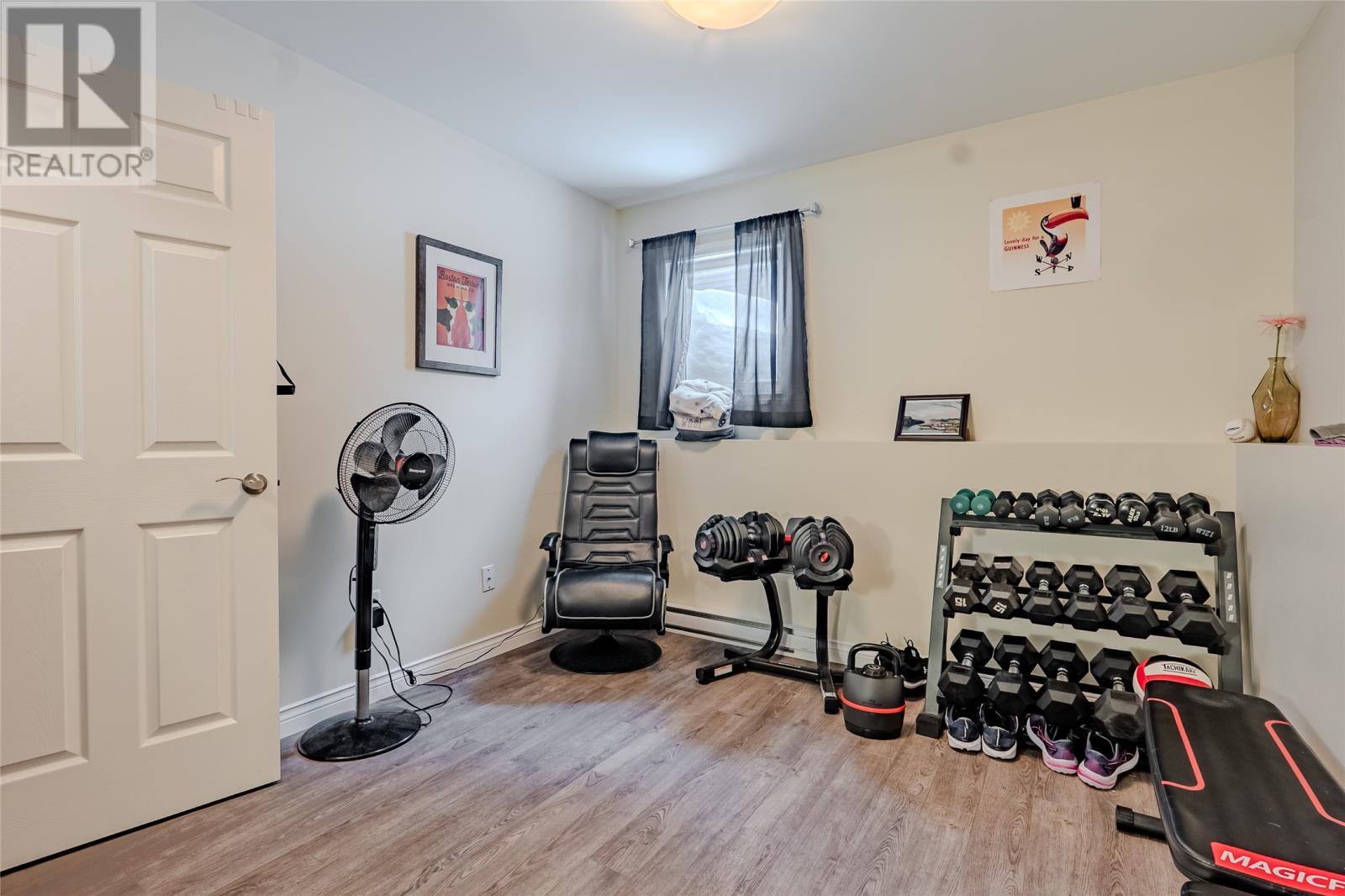 16 Foxglove Street, photo 22 of 26
