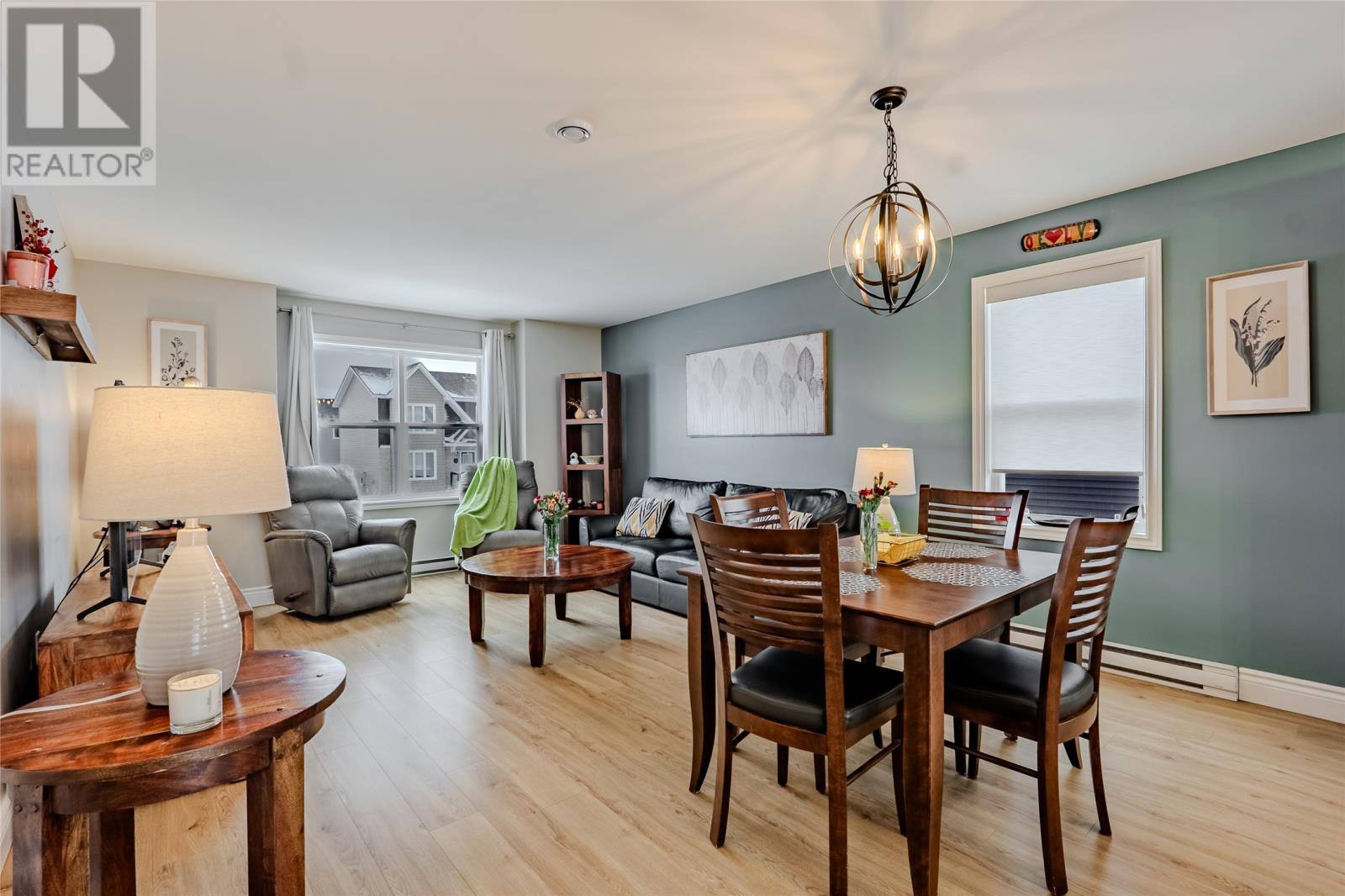 16 Foxglove Street, photo 9 of 26