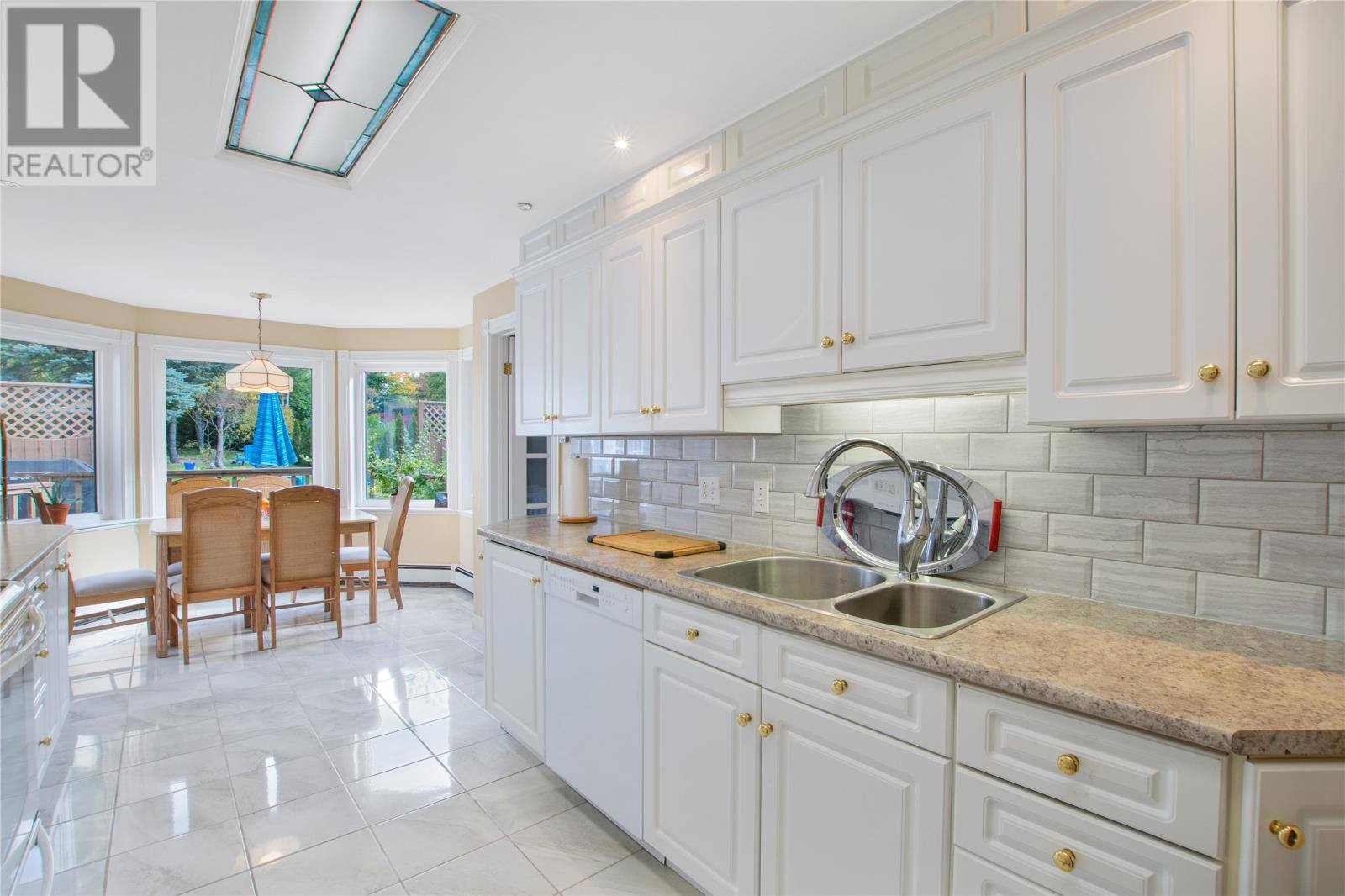 148 Portugal Cove Road, photo 13 of 43