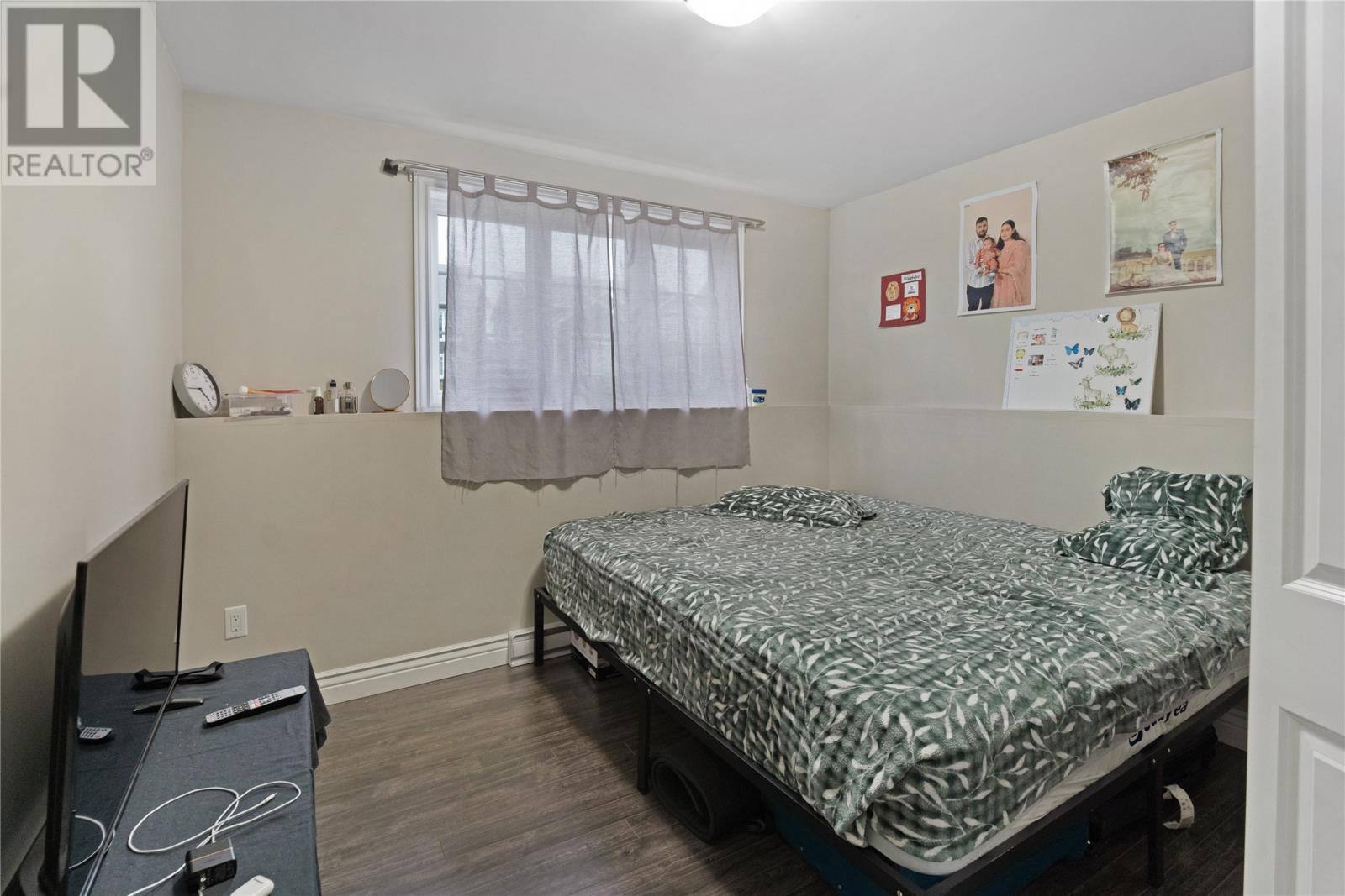 14 Alma Avenue, photo 19 of 25