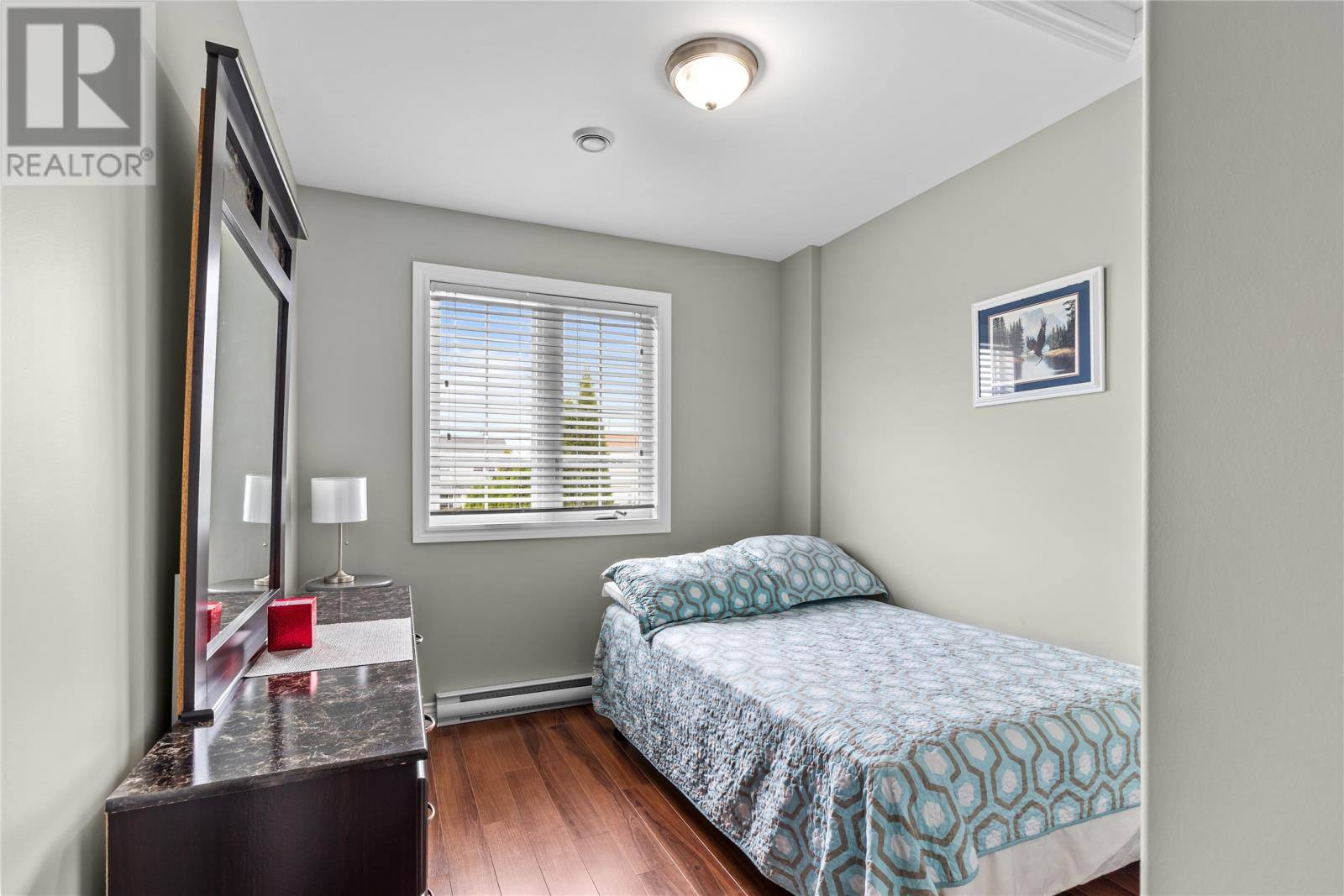 127 Hibbs Road, photo 13 of 38