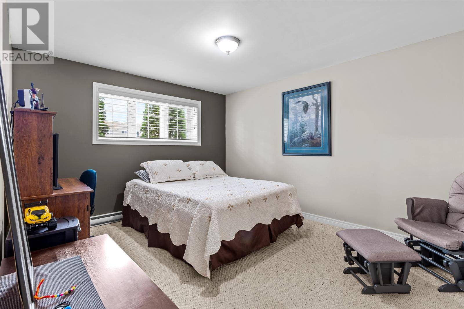 127 Hibbs Road, photo 17 of 38