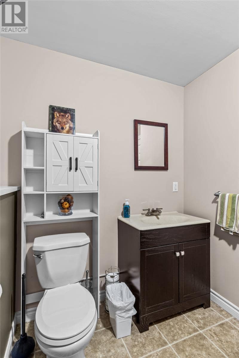 127 Hibbs Road, photo 19 of 38
