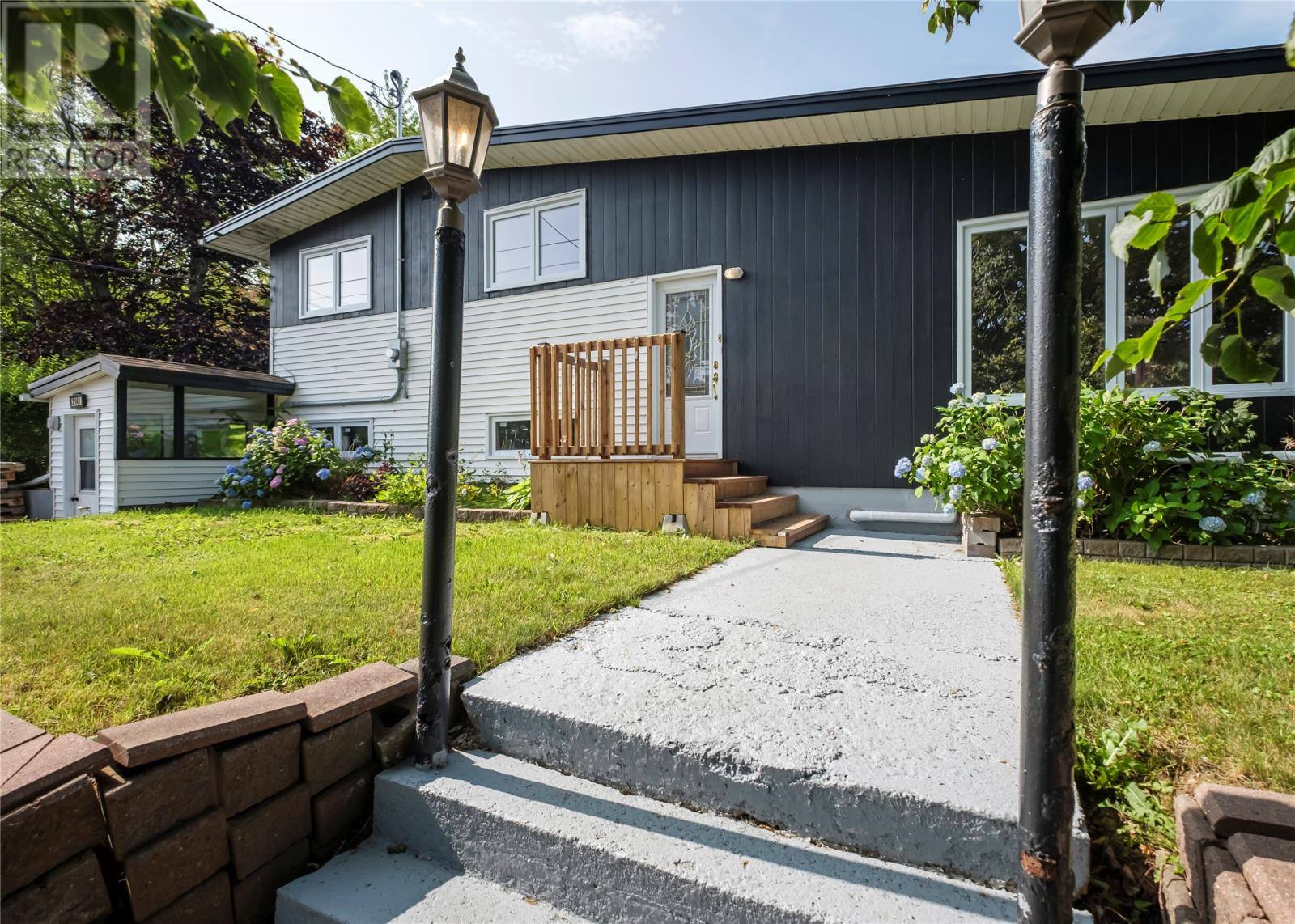 2141 Topsail Road, photo 4 of 49