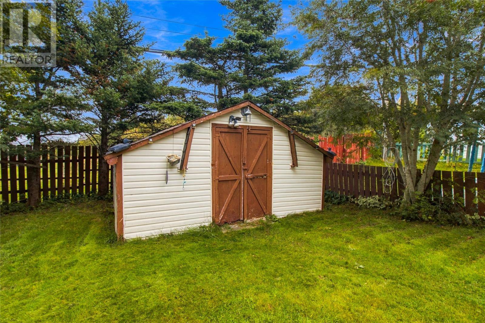 23A Chapman Crescent, photo 19 of 21
