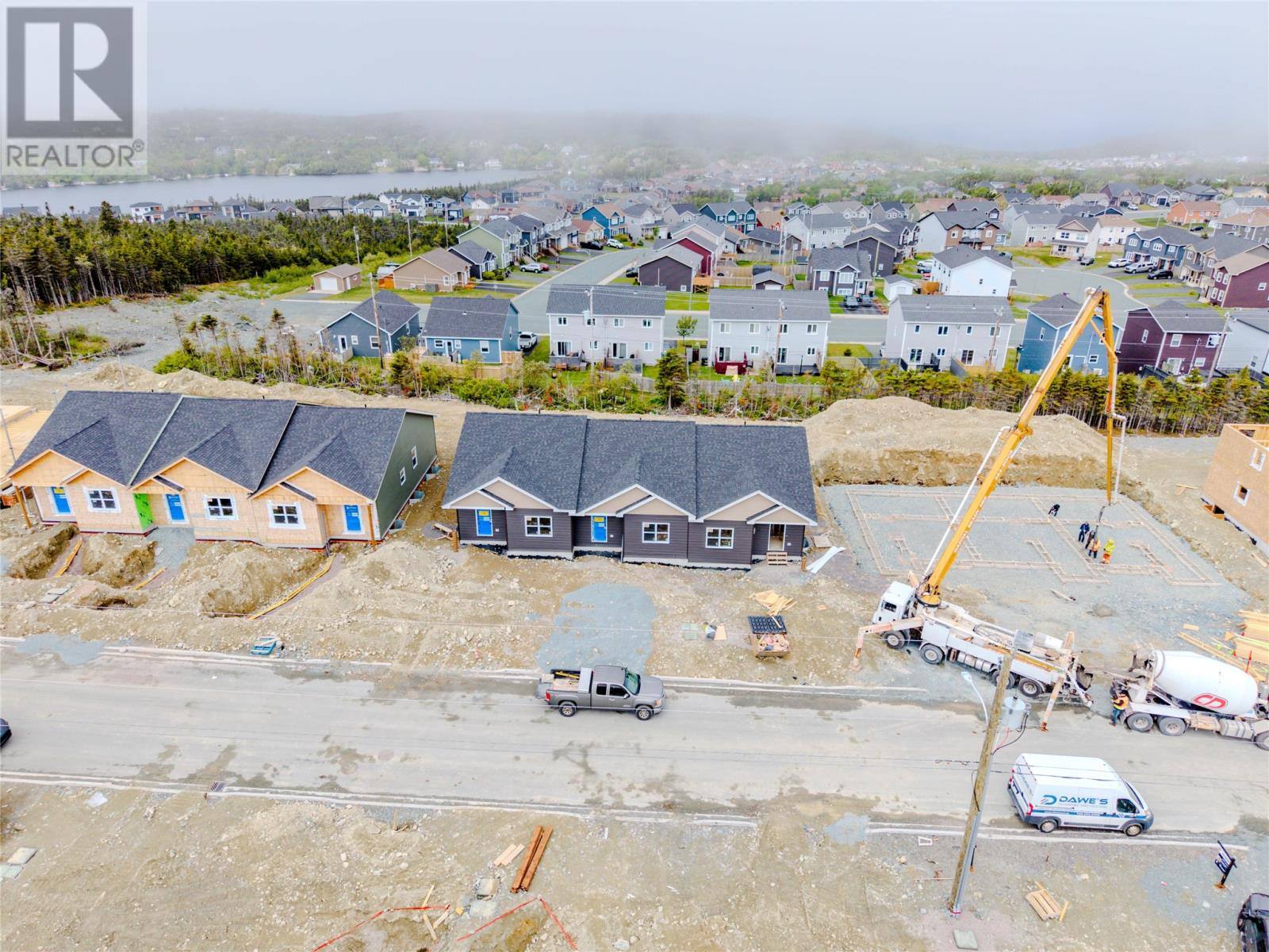 26 Tulip Ridge Boulevard, photo 5 of 15