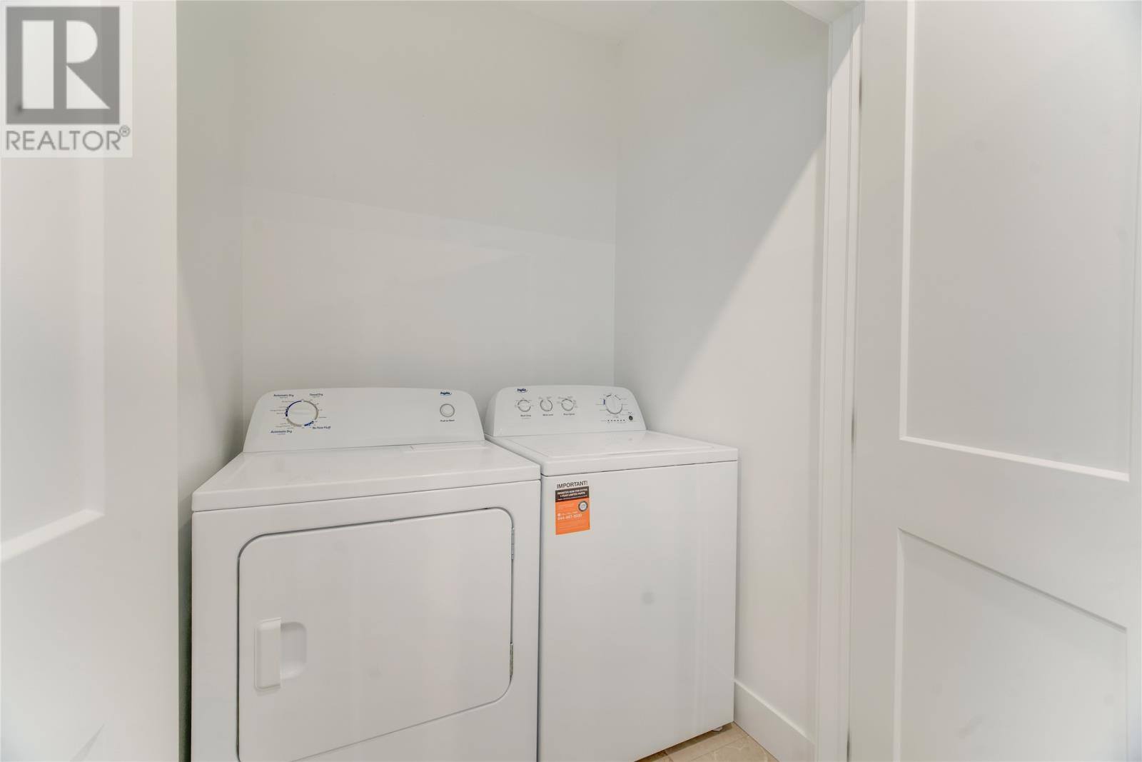 28 Tulip Ridge Boulevard, photo 14 of 16