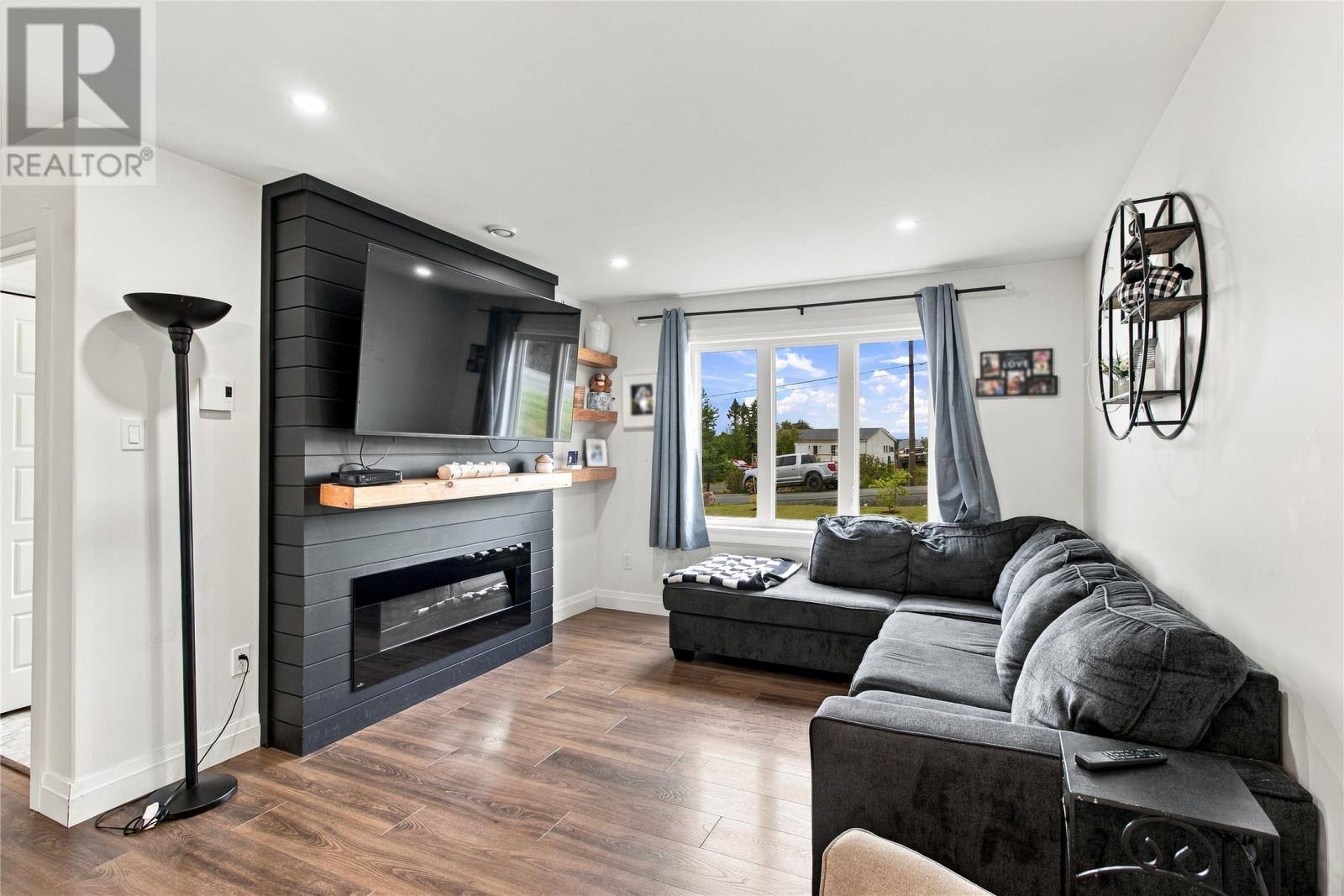 436 Seal Cove Road, photo 5 of 50