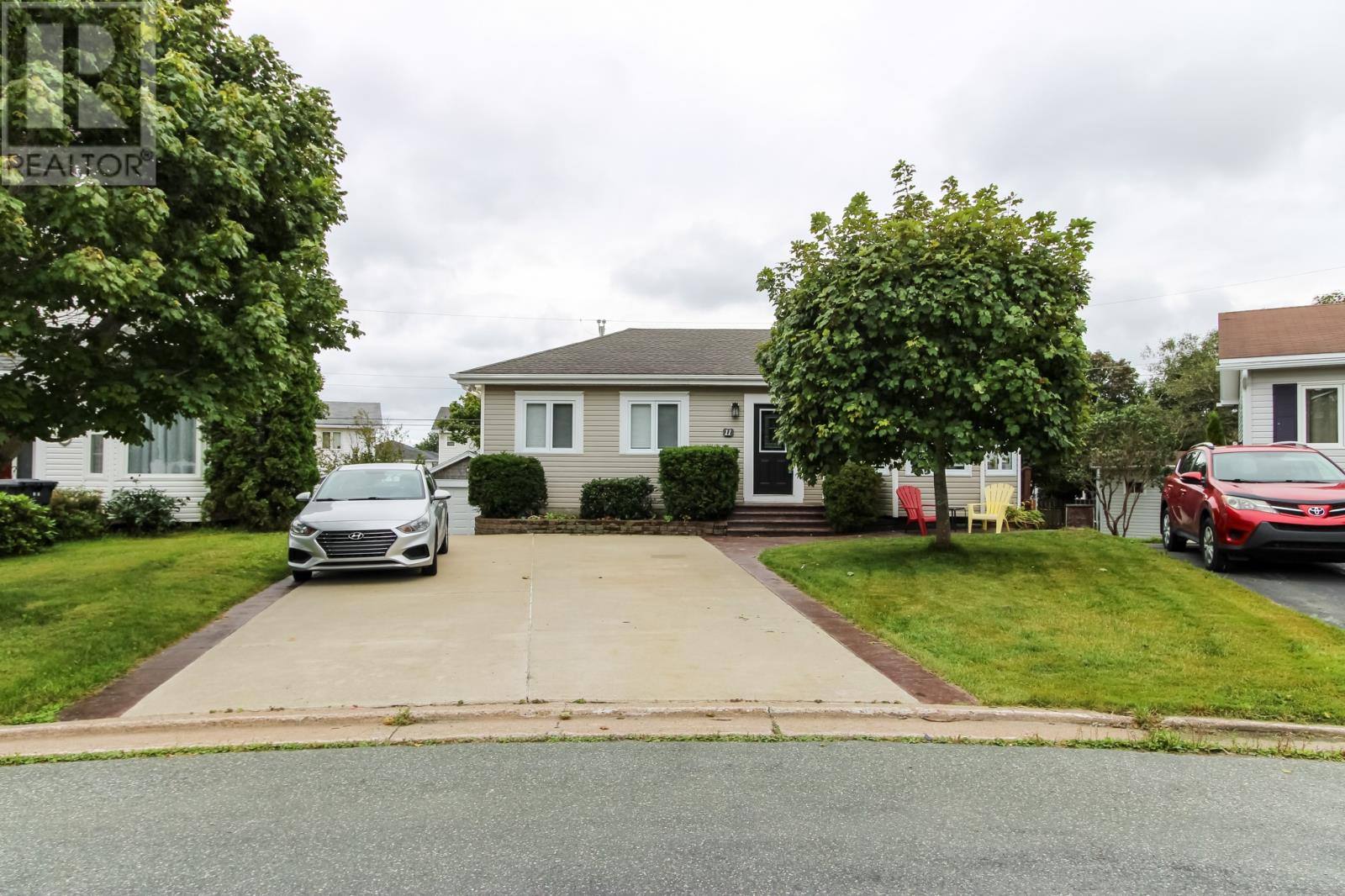 11 Amber Place, photo 1 of 50