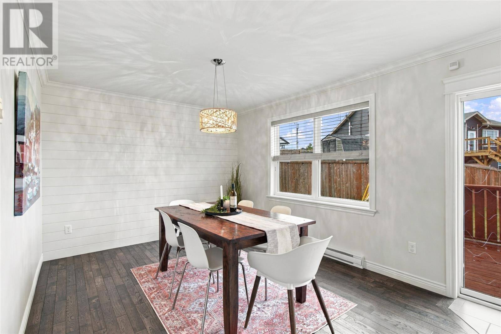 64 Magee Drive, photo 11 of 45