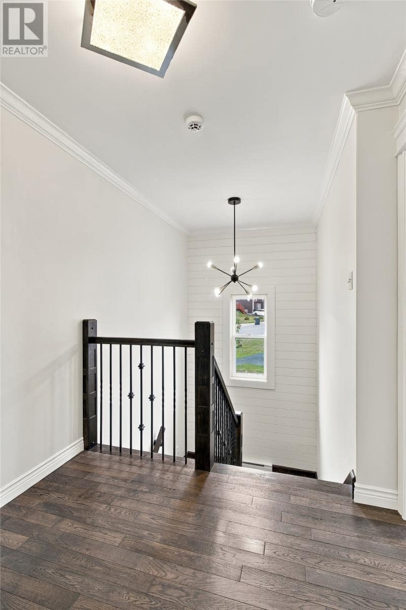 64 Magee Drive, photo 17 of 45