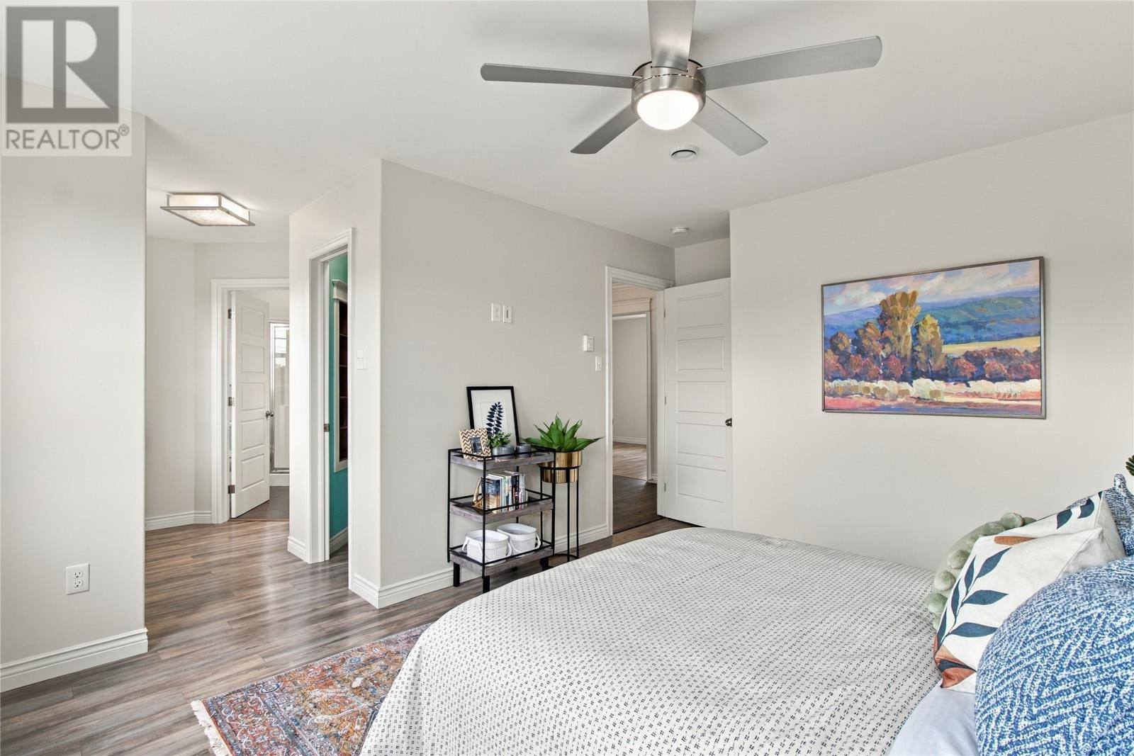 64 Magee Drive, photo 18 of 45