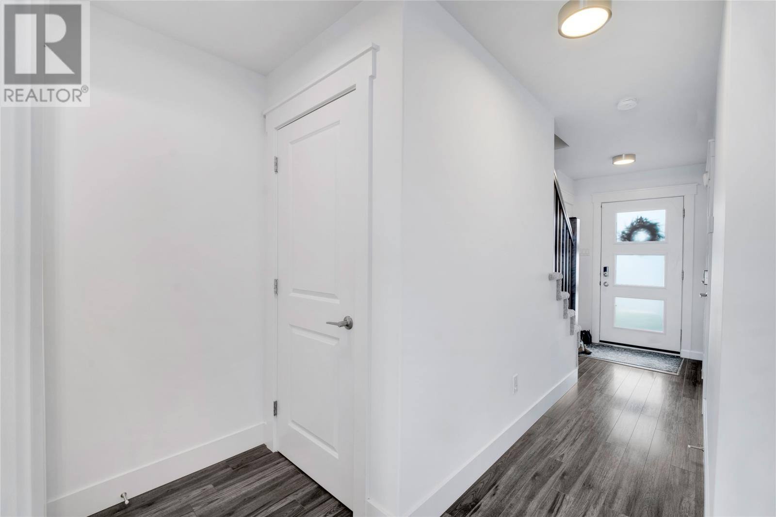46 Henry Larsen Street, photo 4 of 39