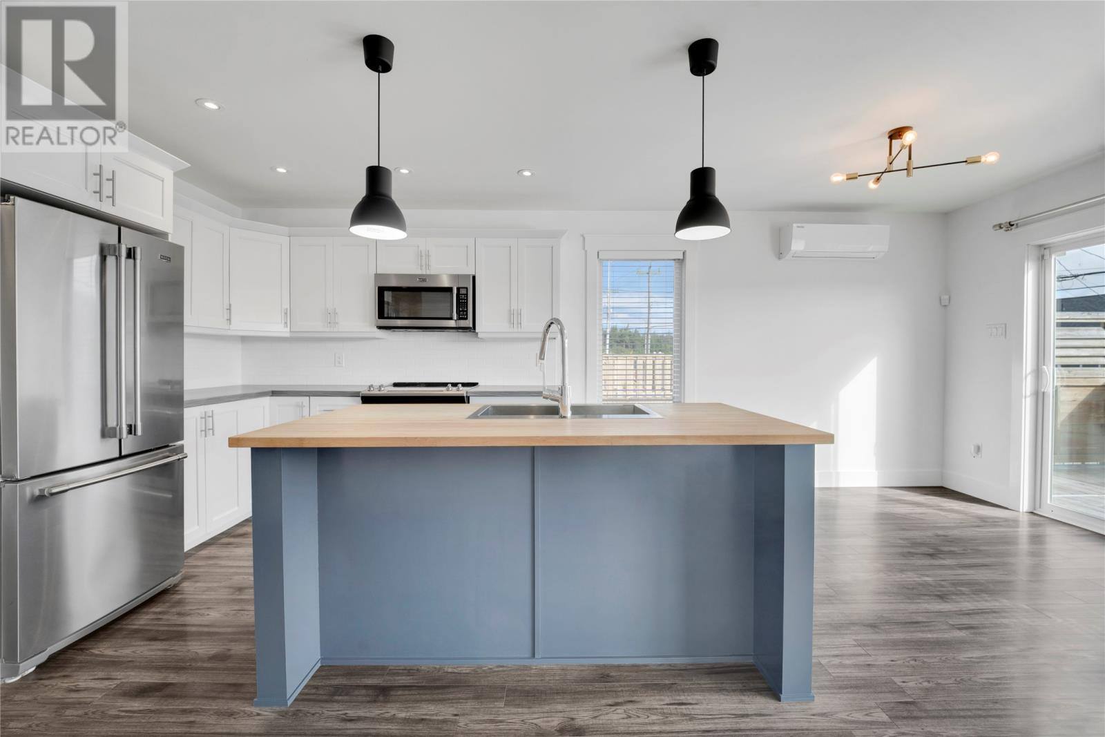 46 Henry Larsen Street, photo 5 of 39