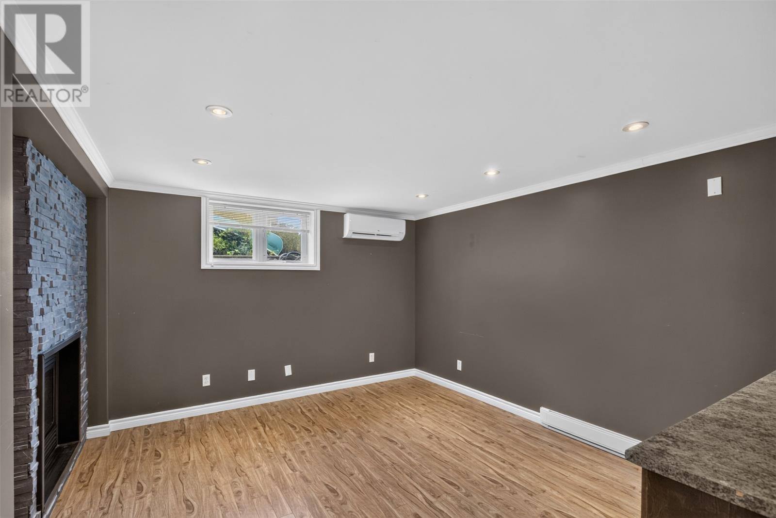 21 Eastmeadows Crescent, photo 36 of 46