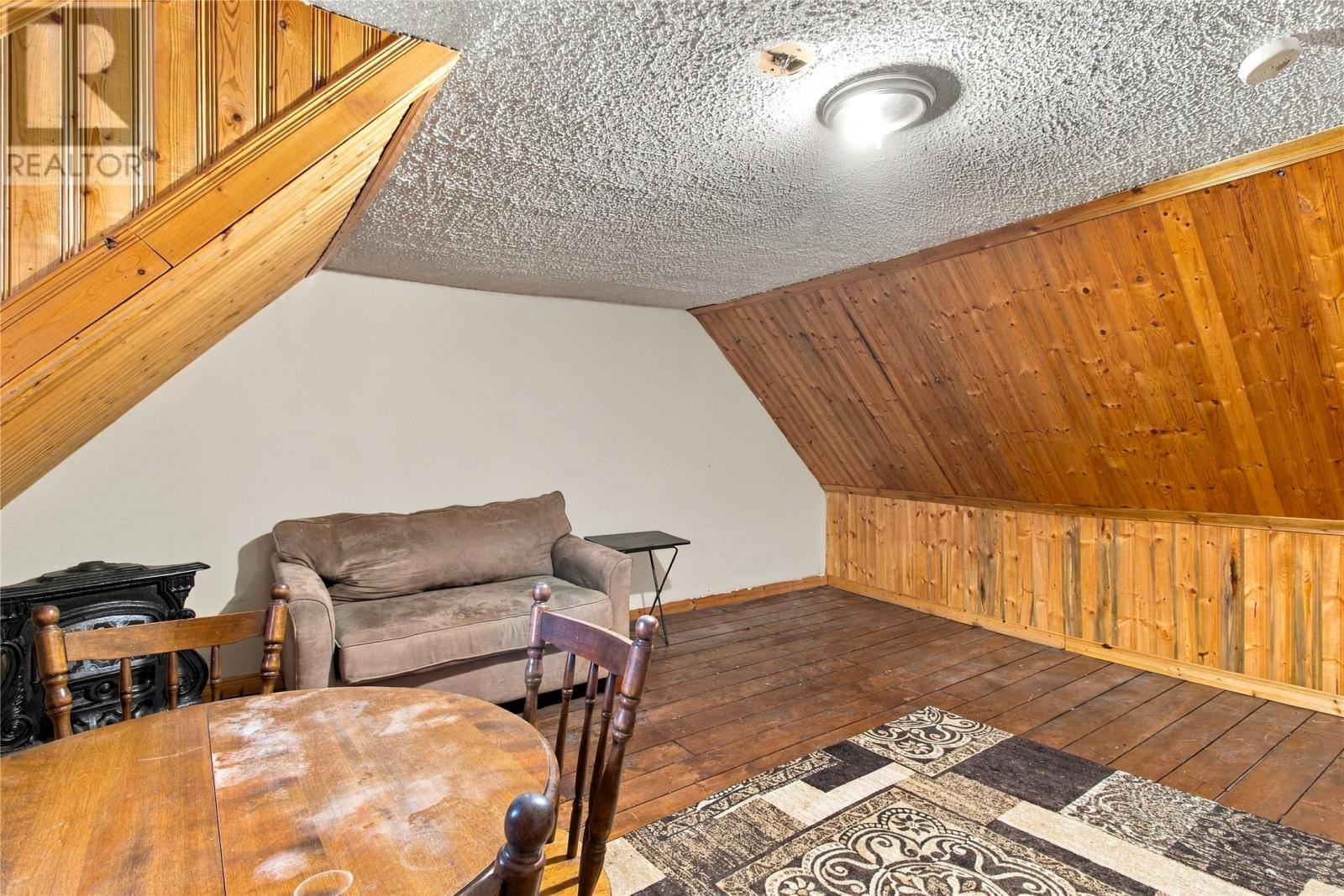 38 Brazil Street, photo 15 of 19