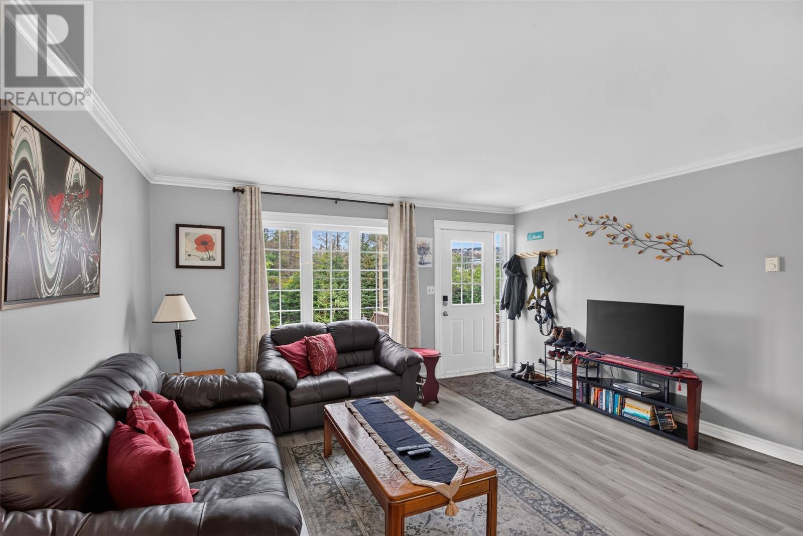 3 Glendale Avenue, photo 8 of 33