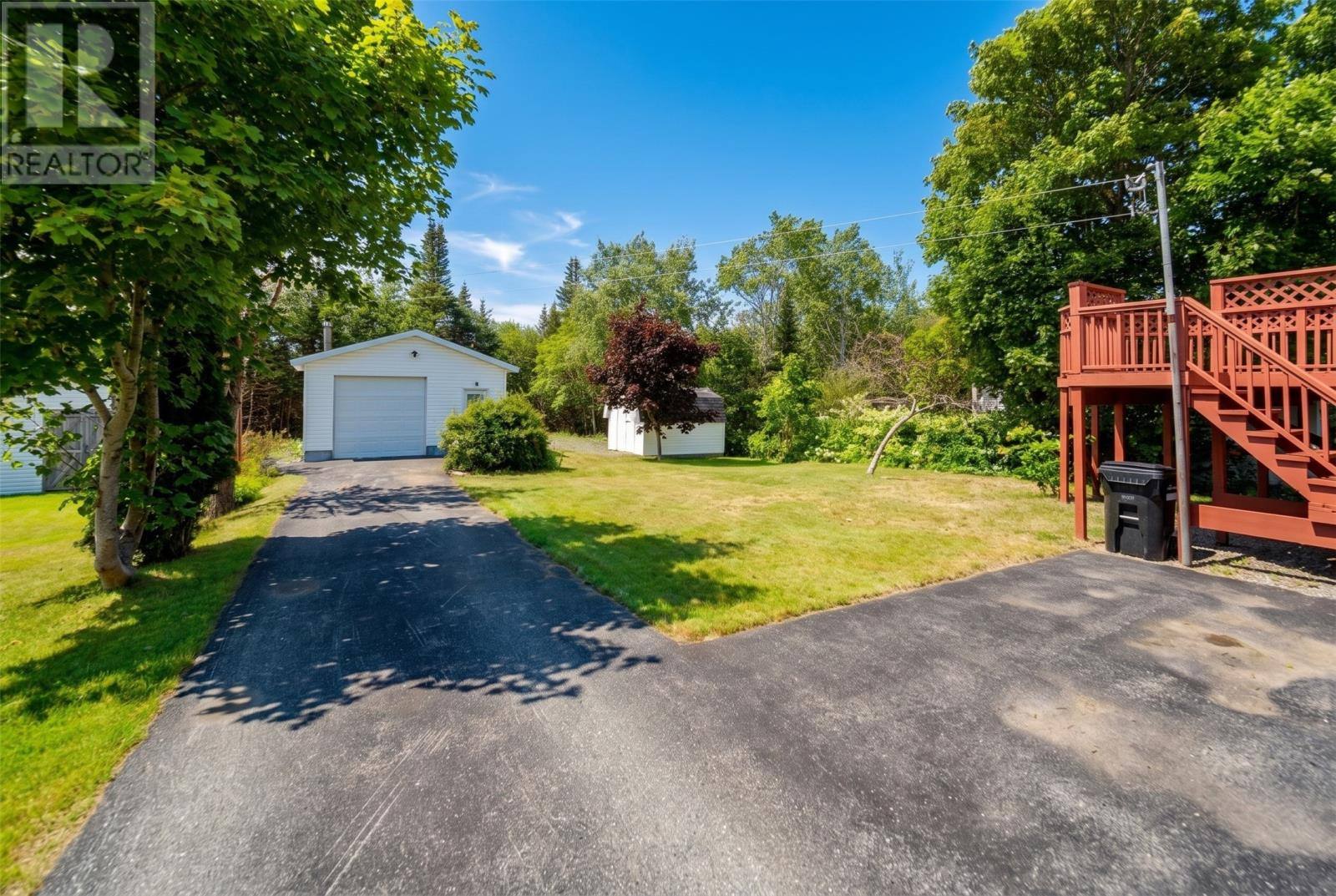188 Old Petty Harbour Road, photo 22 of 33
