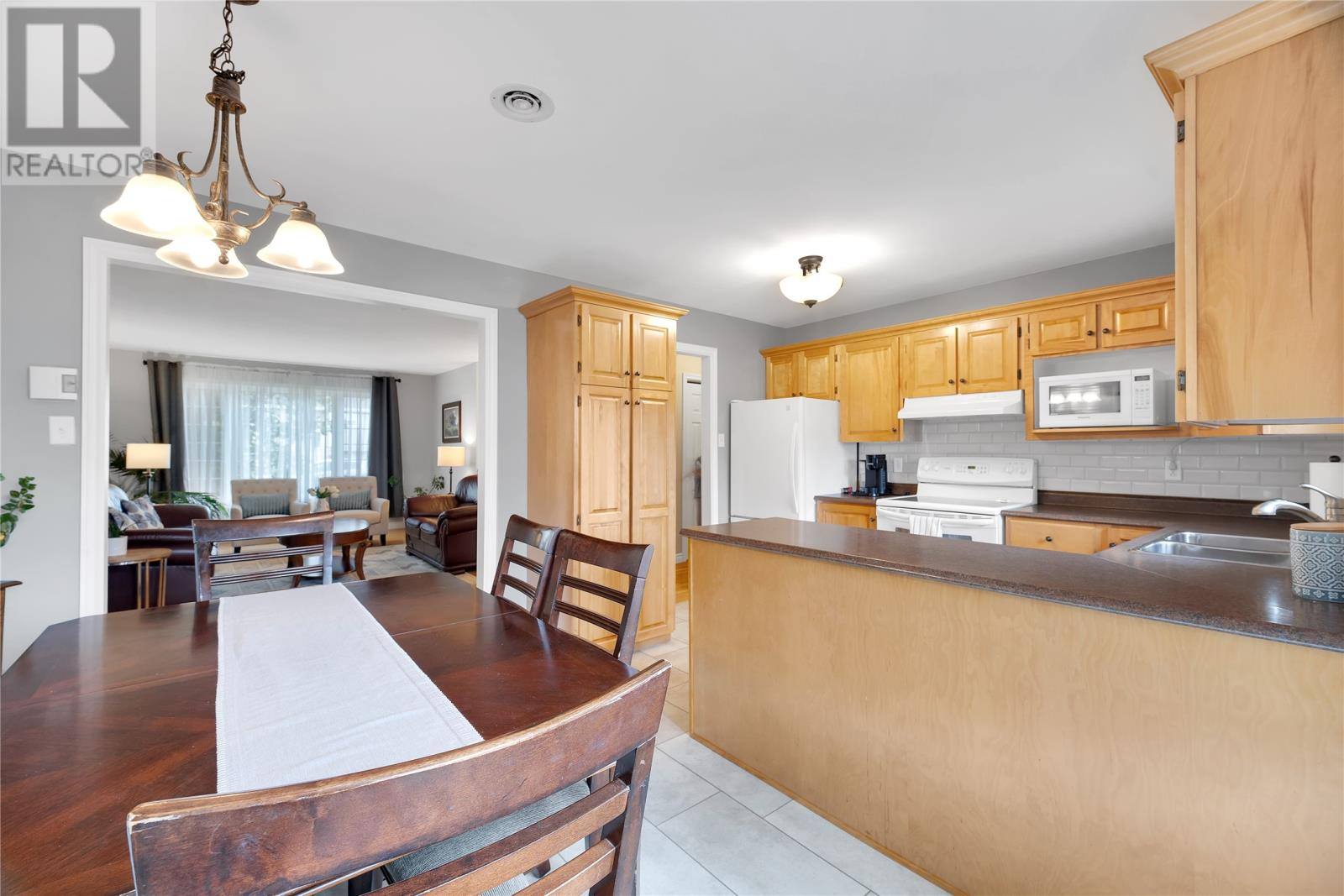 188 Old Petty Harbour Road, photo 9 of 33