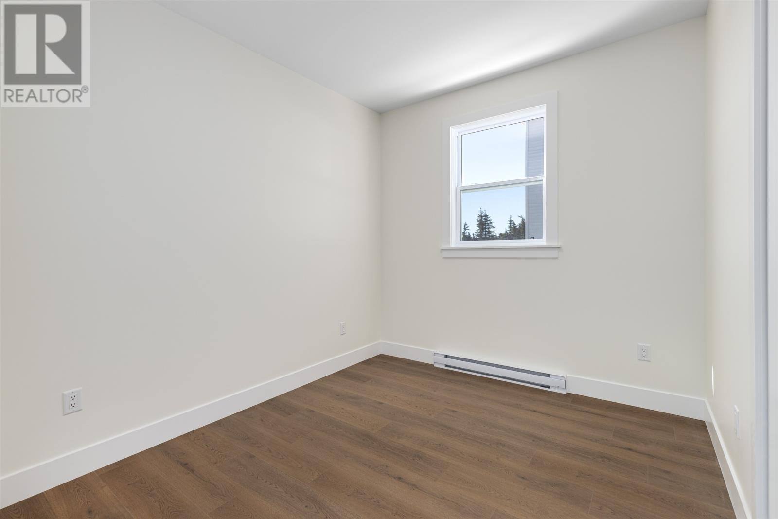 101 Trenton Drive, photo 12 of 20