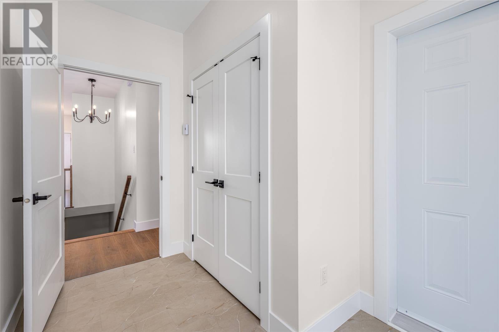 101 Trenton Drive, photo 16 of 20