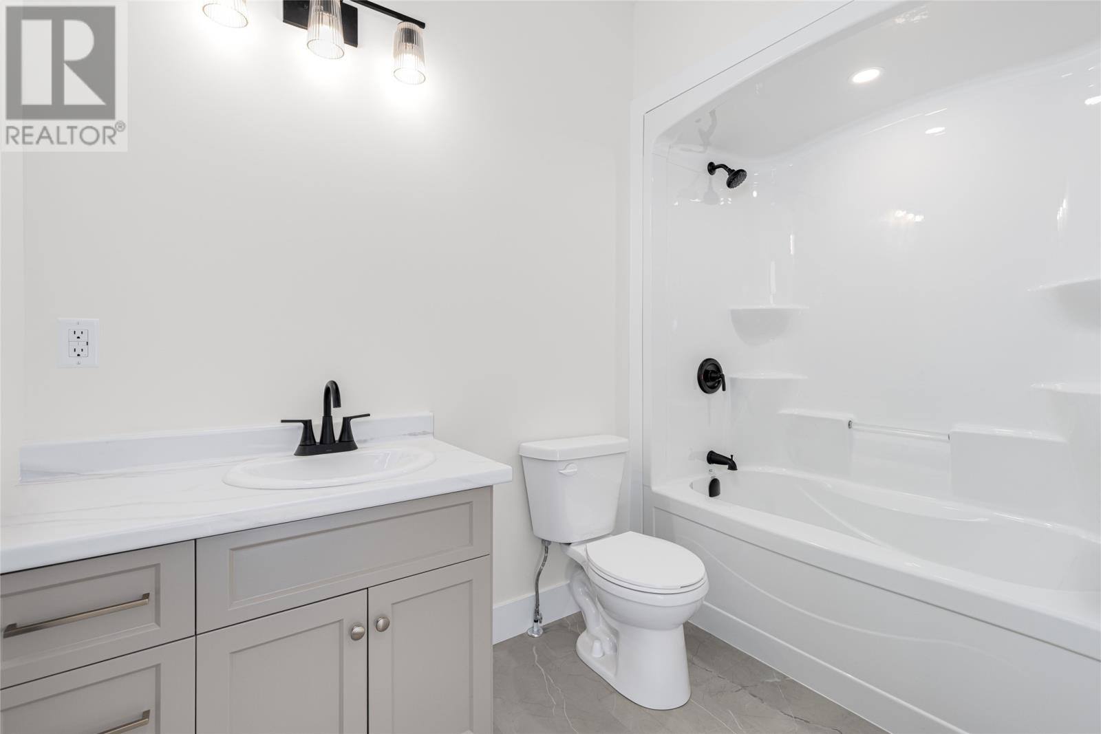 101 Trenton Drive, photo 14 of 21