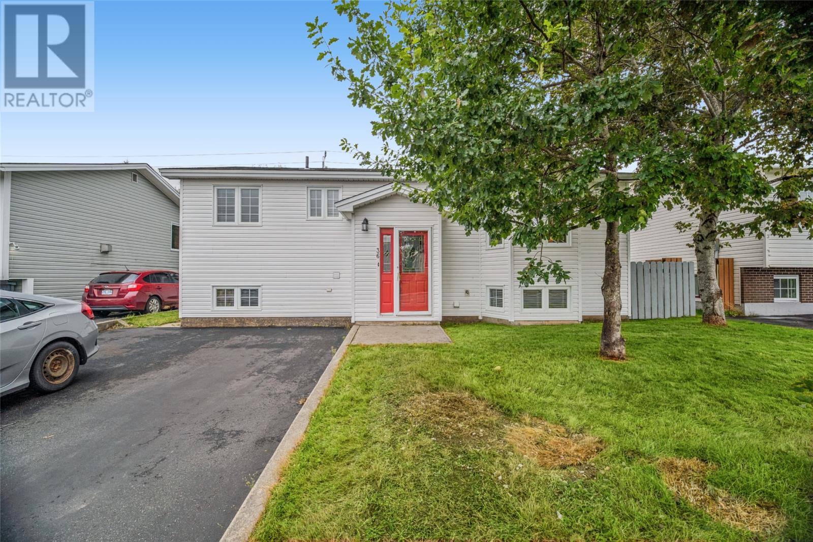 36 Elizabeth Drive, photo 1 of 25
