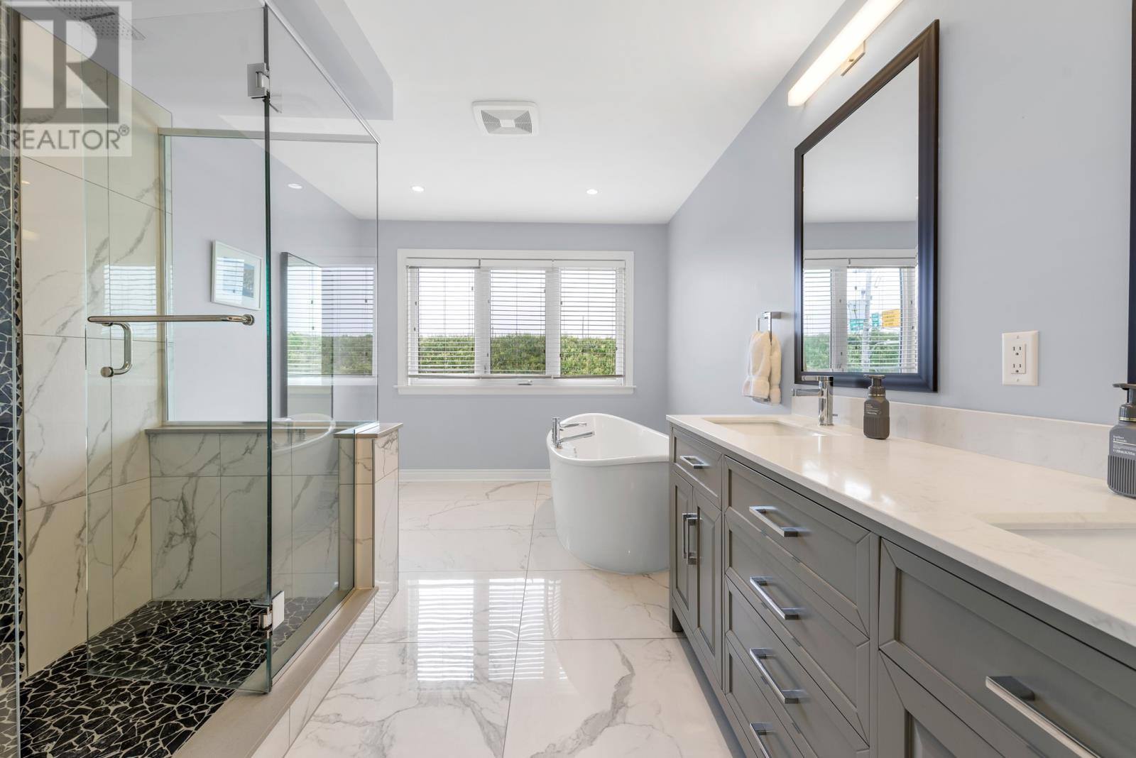 37 Cheyne Drive, photo 22 of 40
